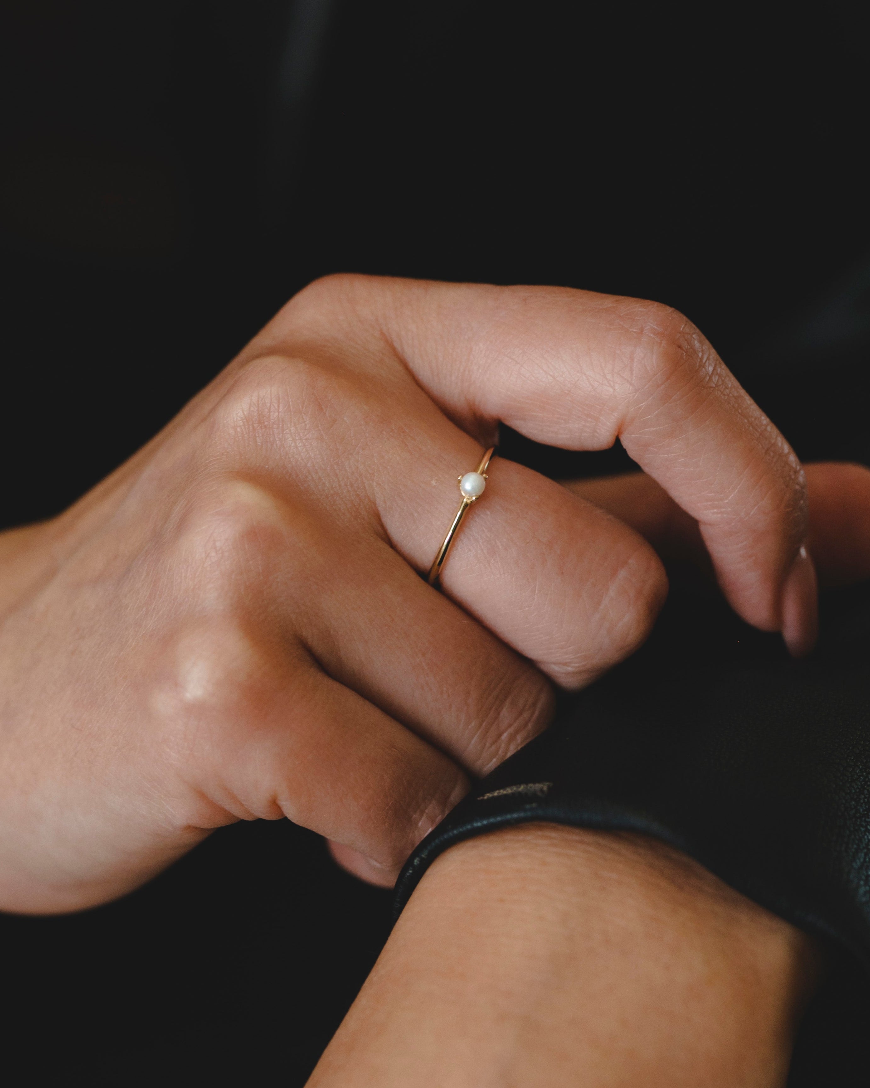 Kahlo Ring With Pearl