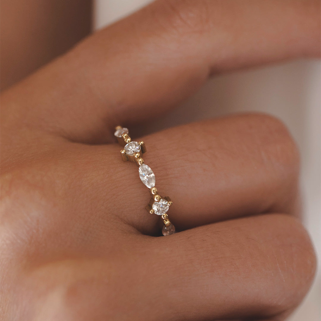 Lir Gold Ring with White Diamonds