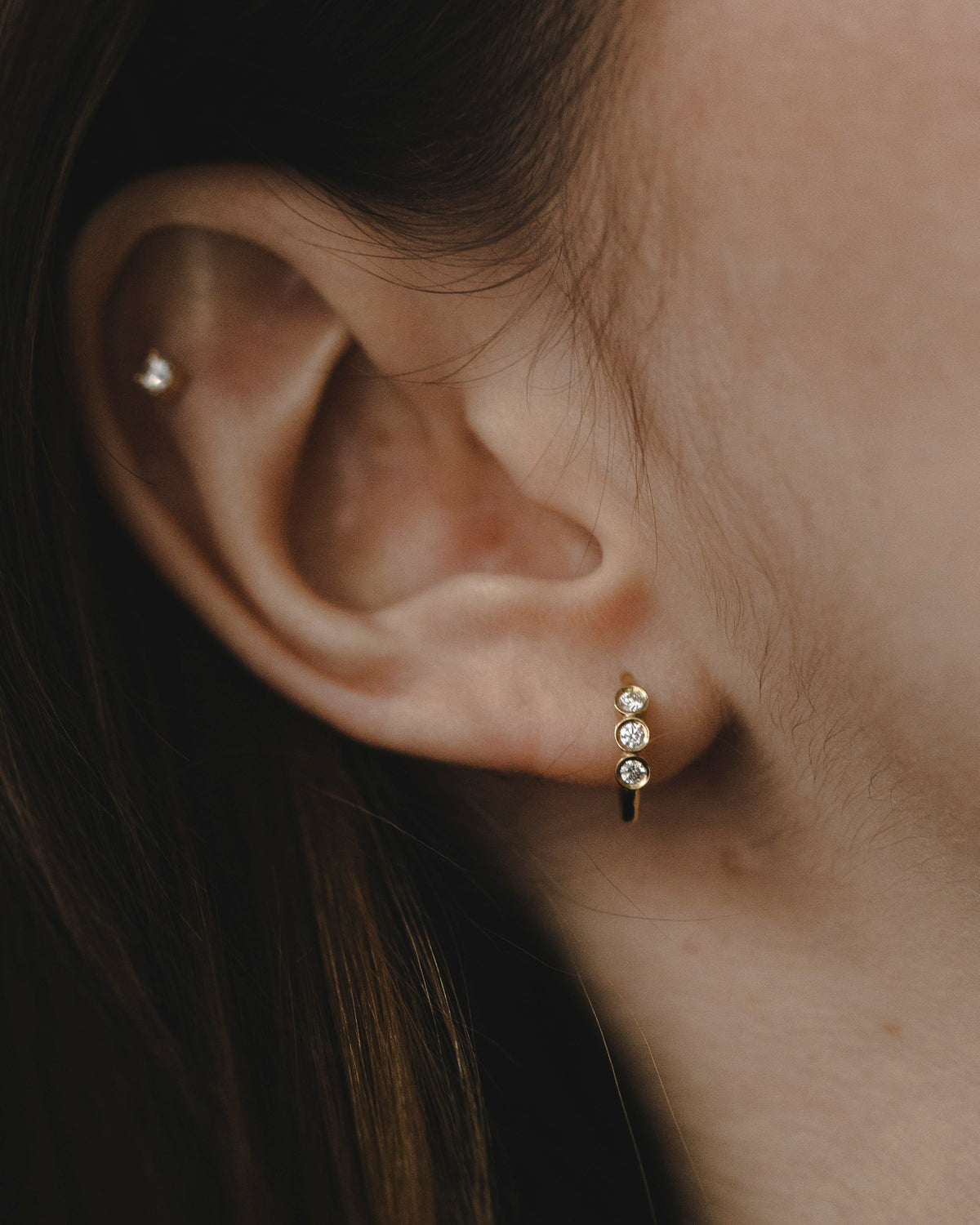 Alin Hoop Gold Earring with white diamond