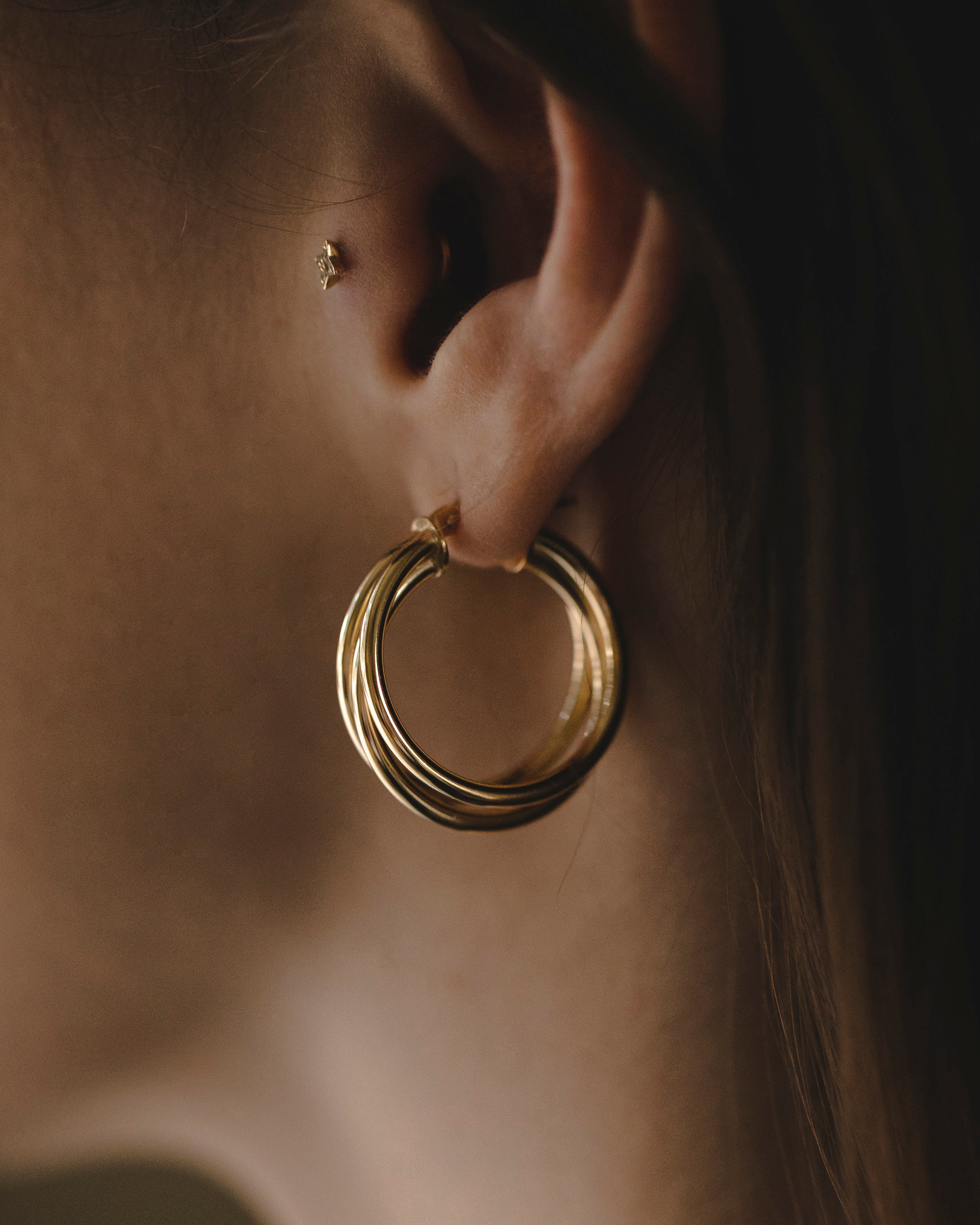 Erica gold hoop earring