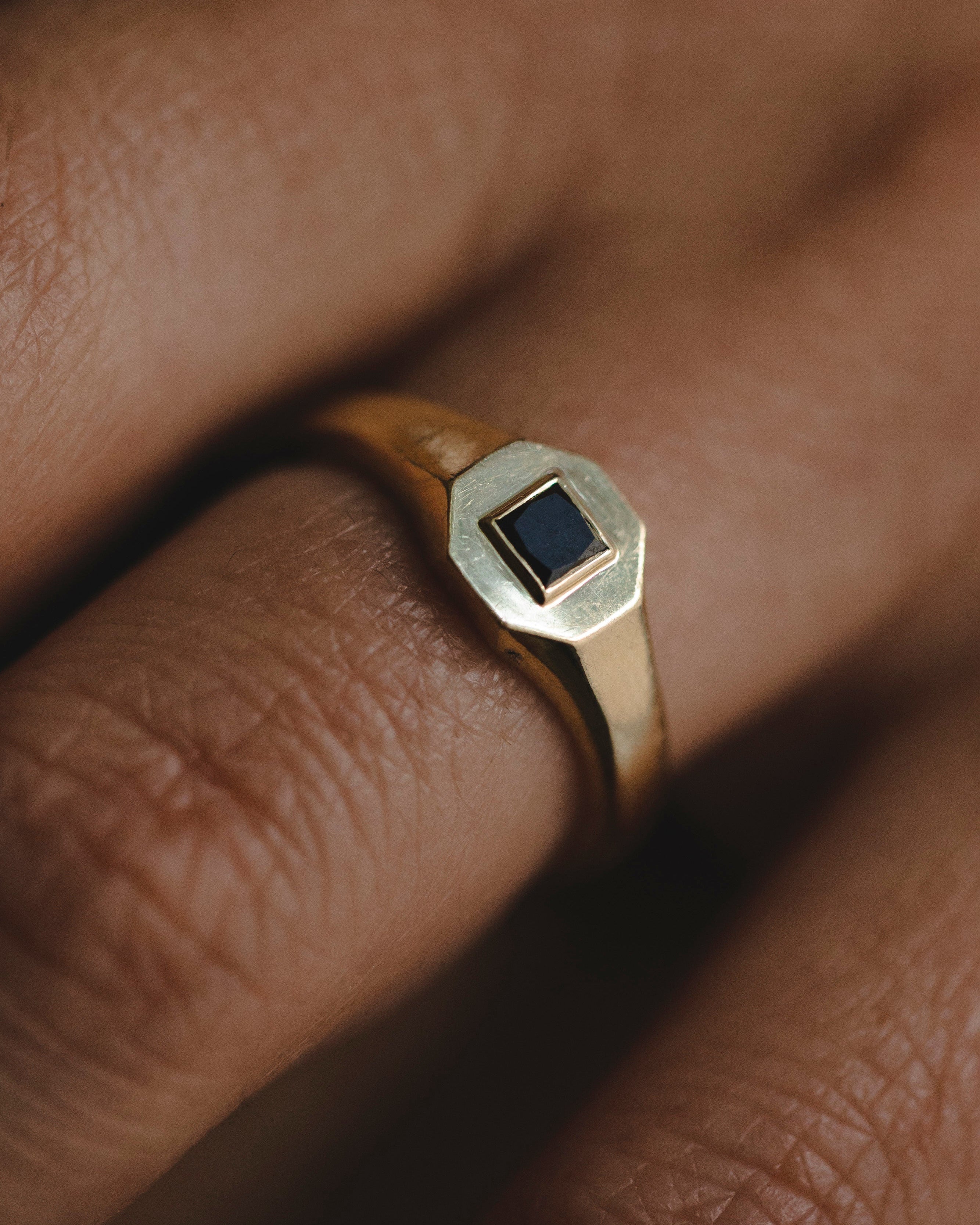 Taylor Gold Ring Black Princess Diamond