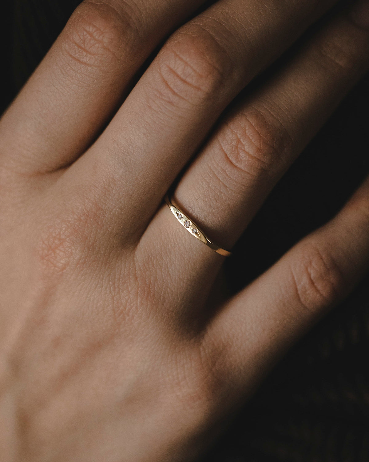 Jackie Gold Ring Three Diamonds