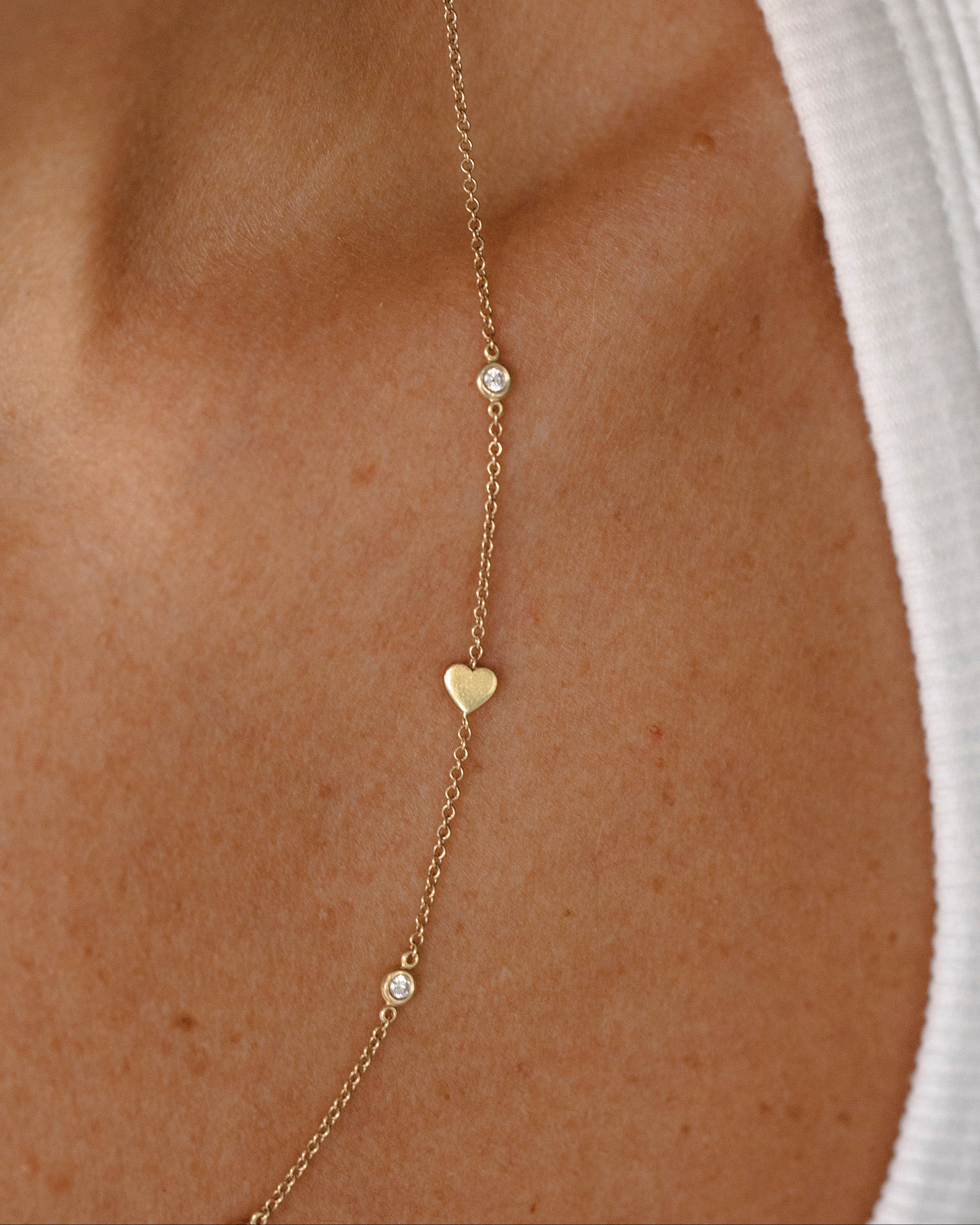 Alex Necklace With Heart Pendant and Engraving