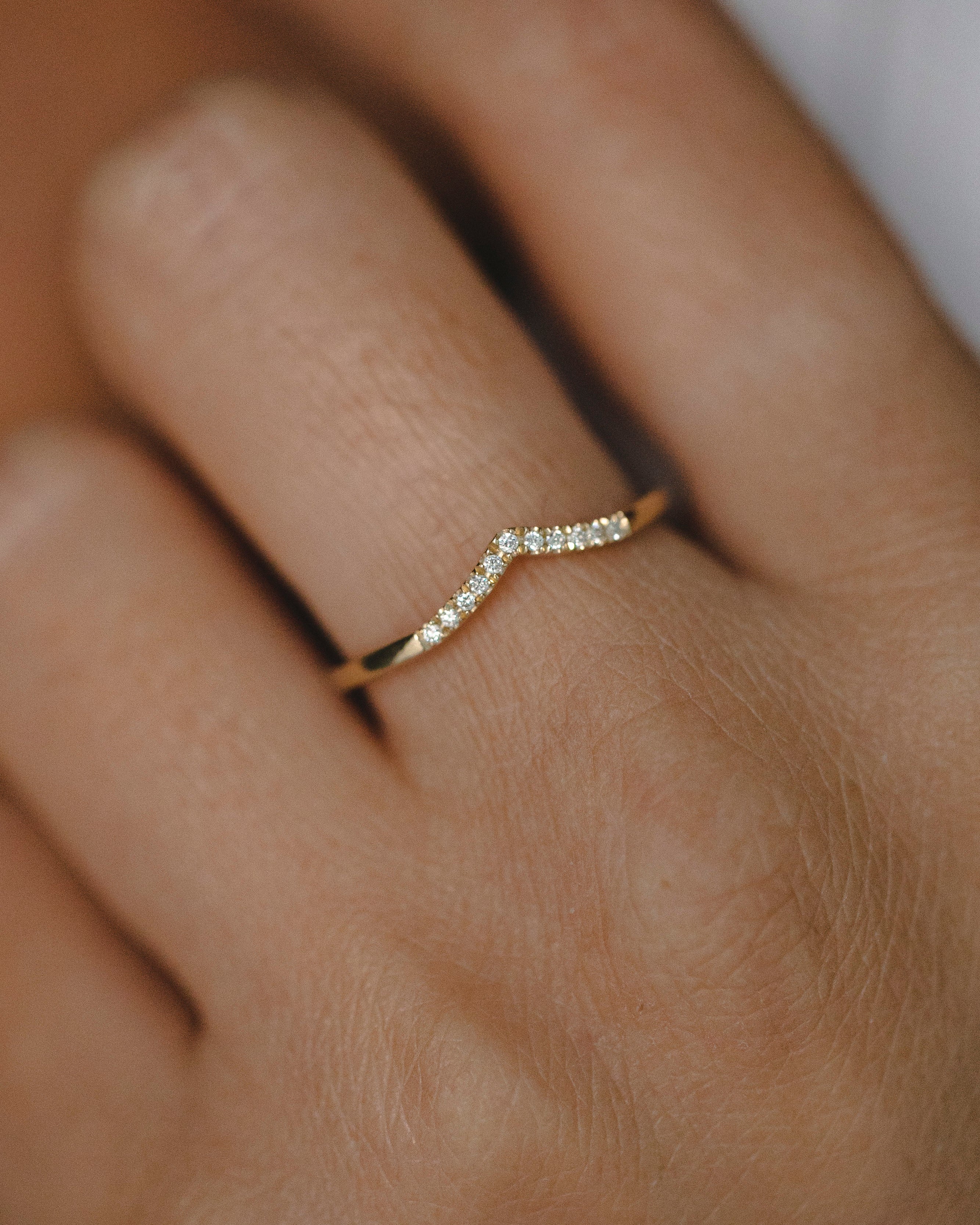 Hannah Ring With White diamonds