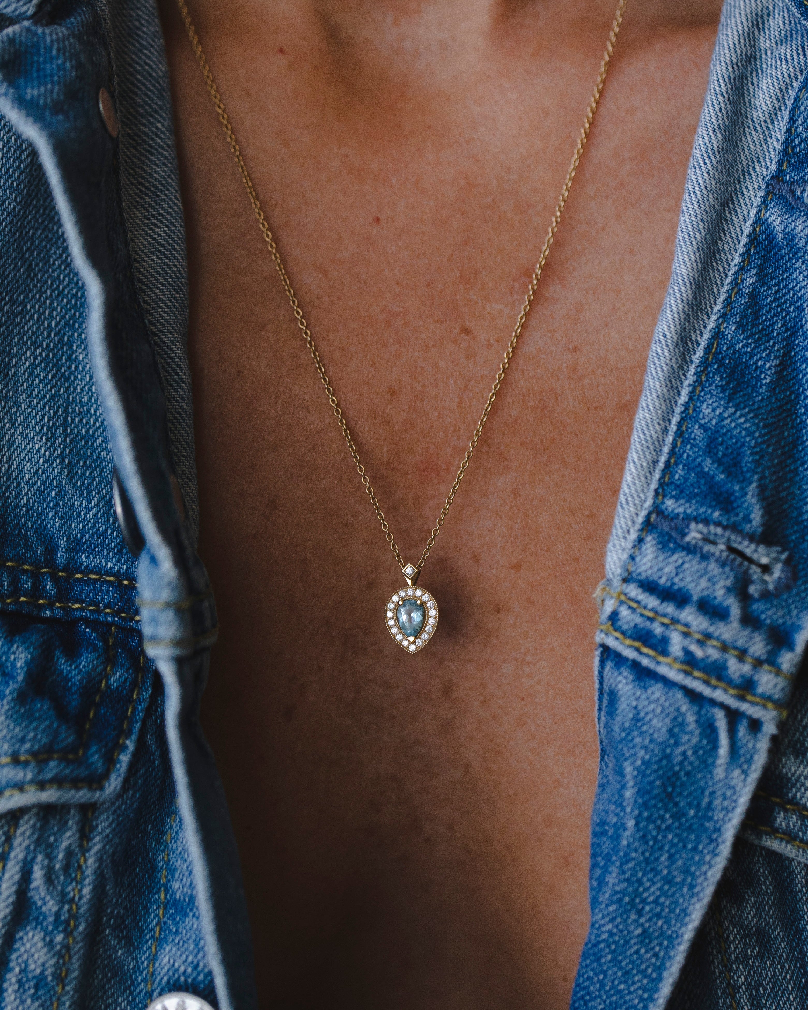 Luna Necklace With Aquamarine And Diamonds