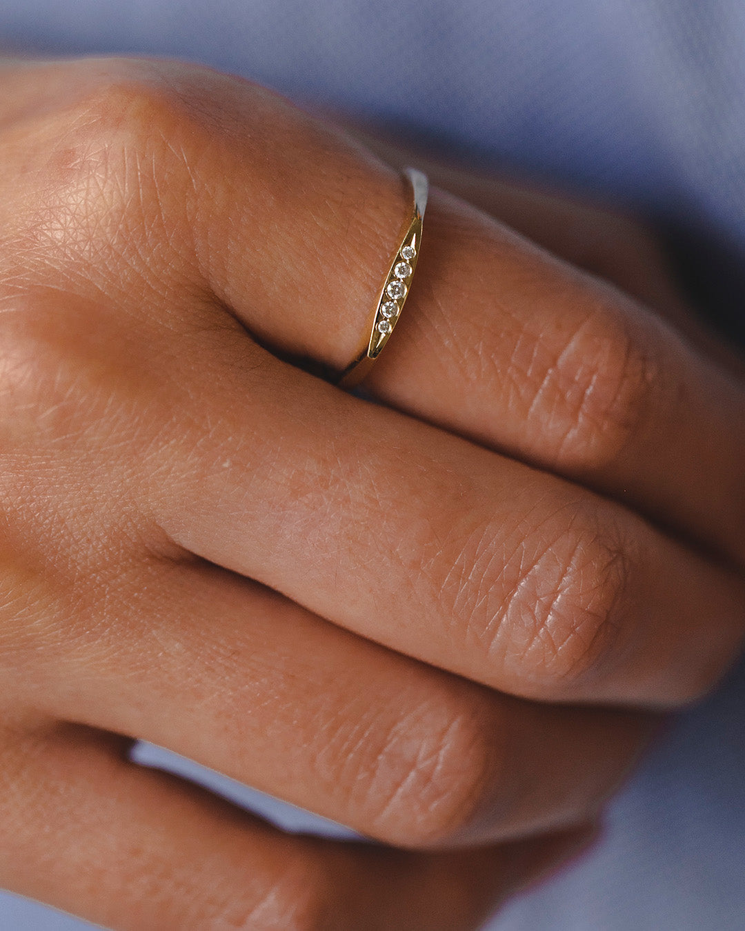 Jackie Gold Ring Five Diamonds