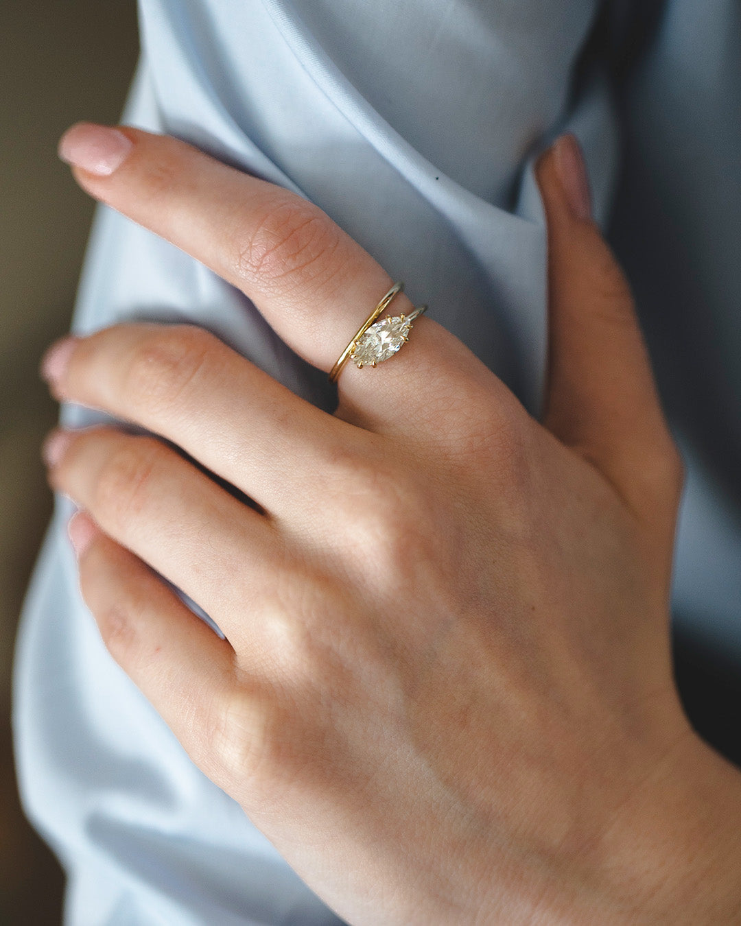 Alberta ring With Marquise White Diamond