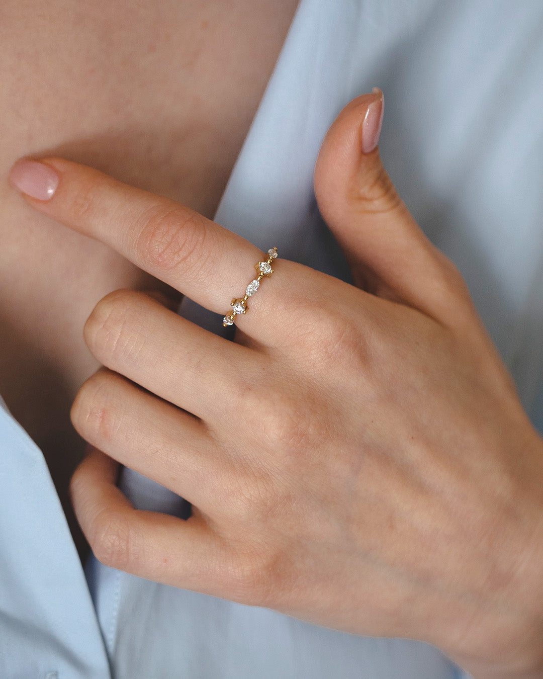 Lir Gold Ring with White Diamonds