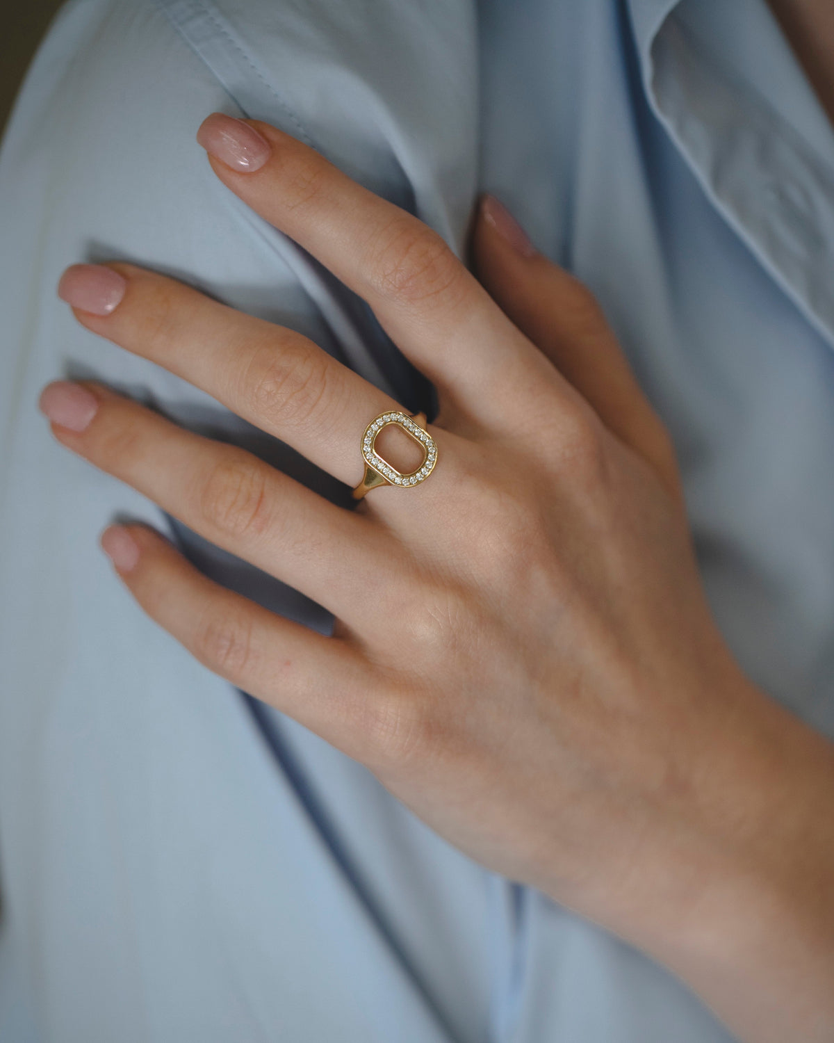 Ring 04 - White Diamonds