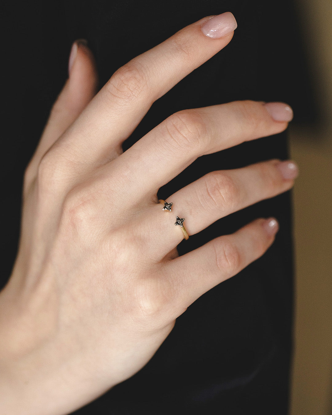 Mercury Ring with Black Diamonds