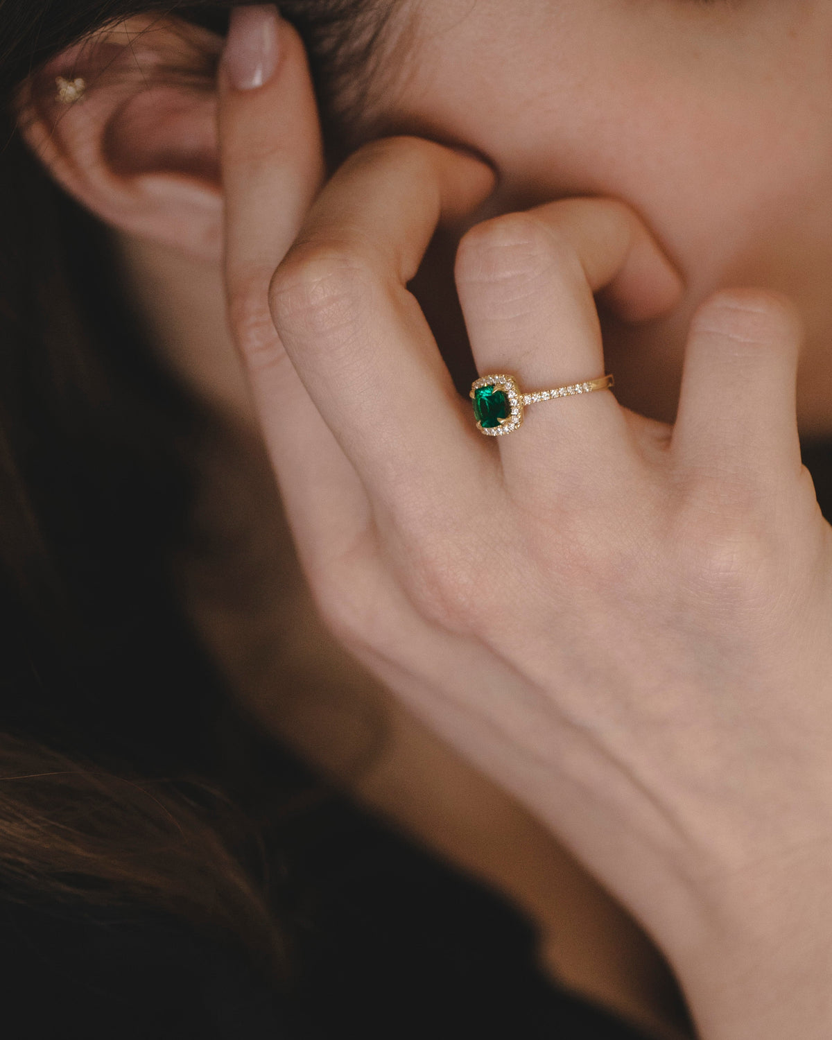 Rachel Ring With Emerald and Diamonds