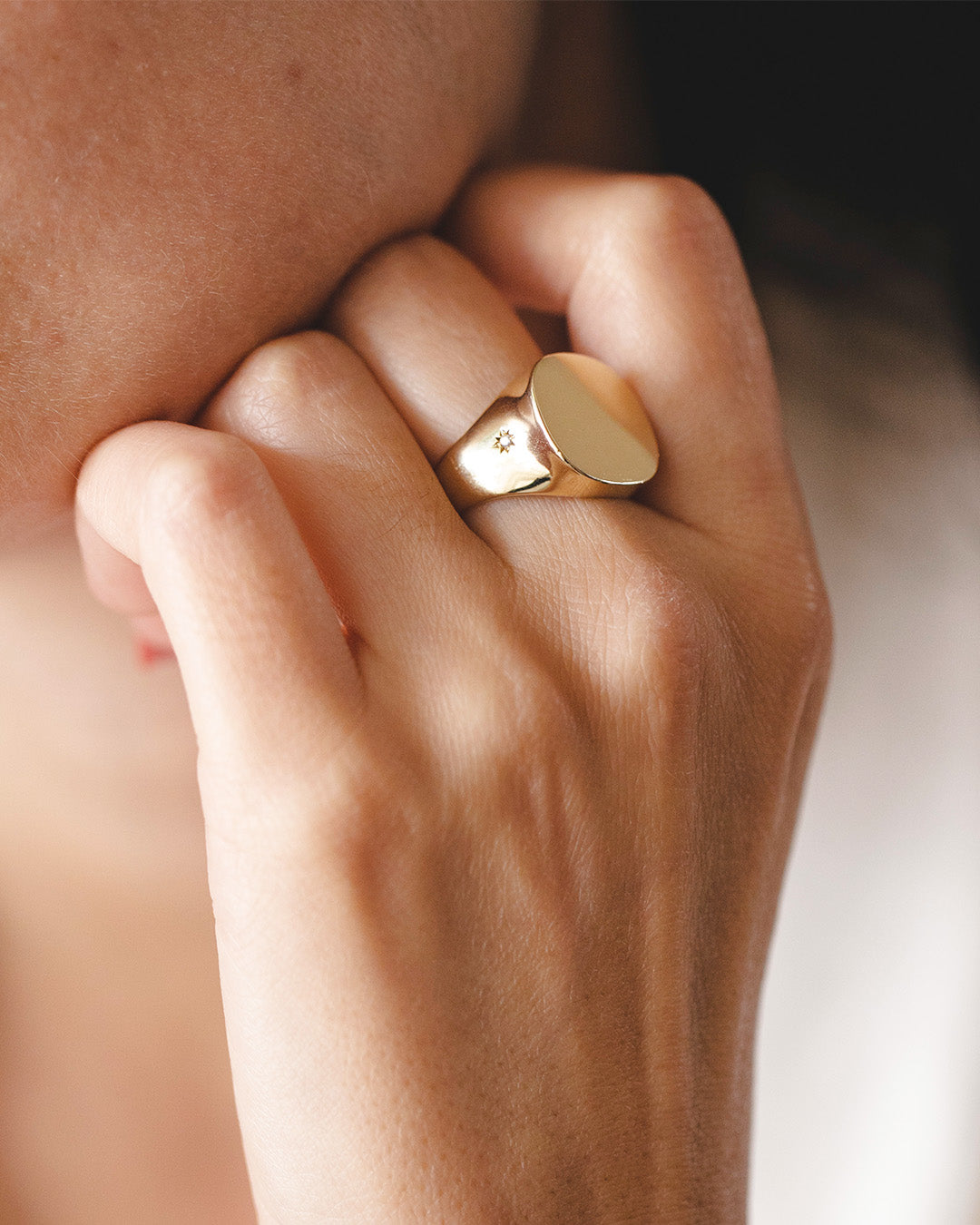 Mila Gold Ring Side Star Setting