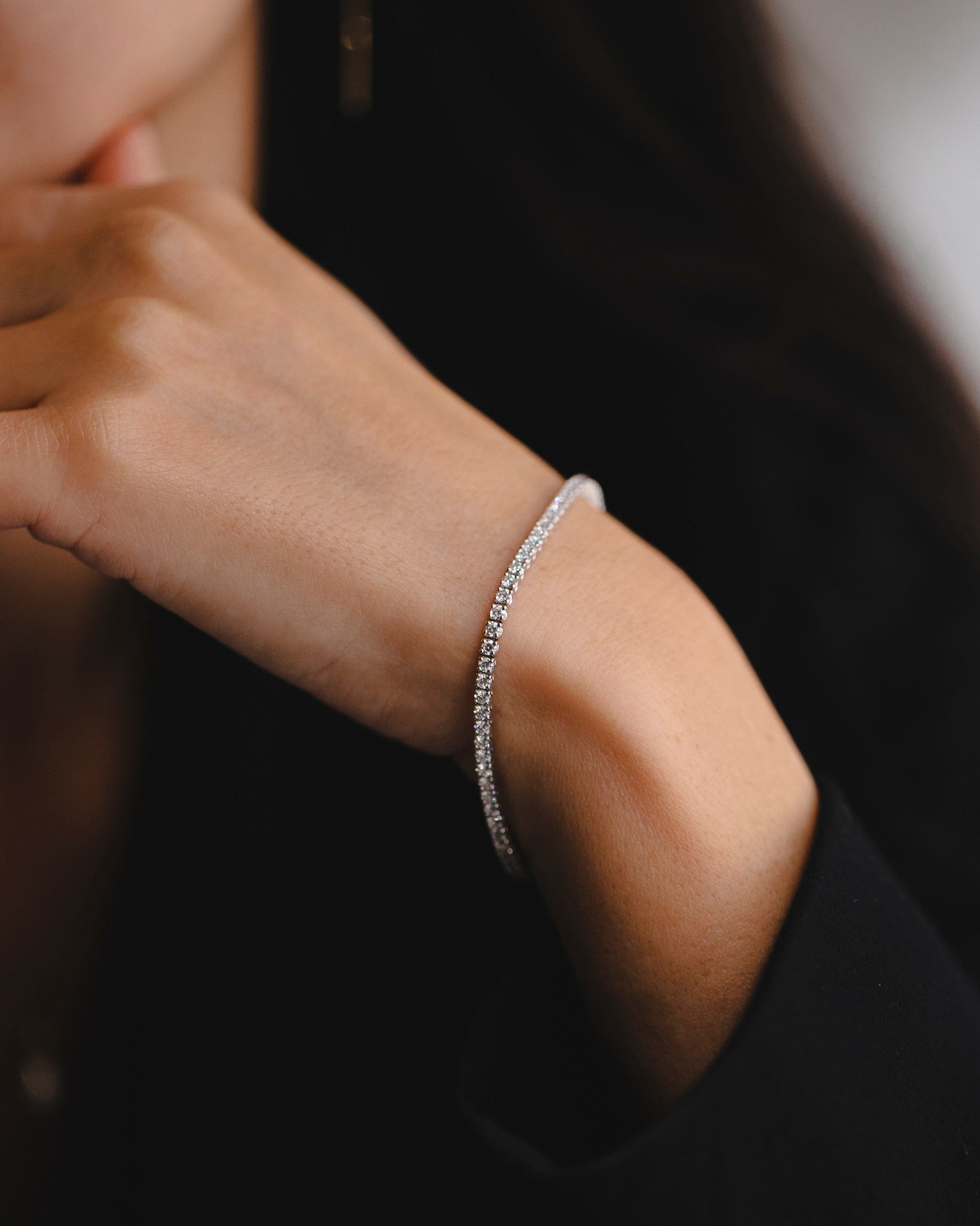 Tennis bracelet white diamonds
