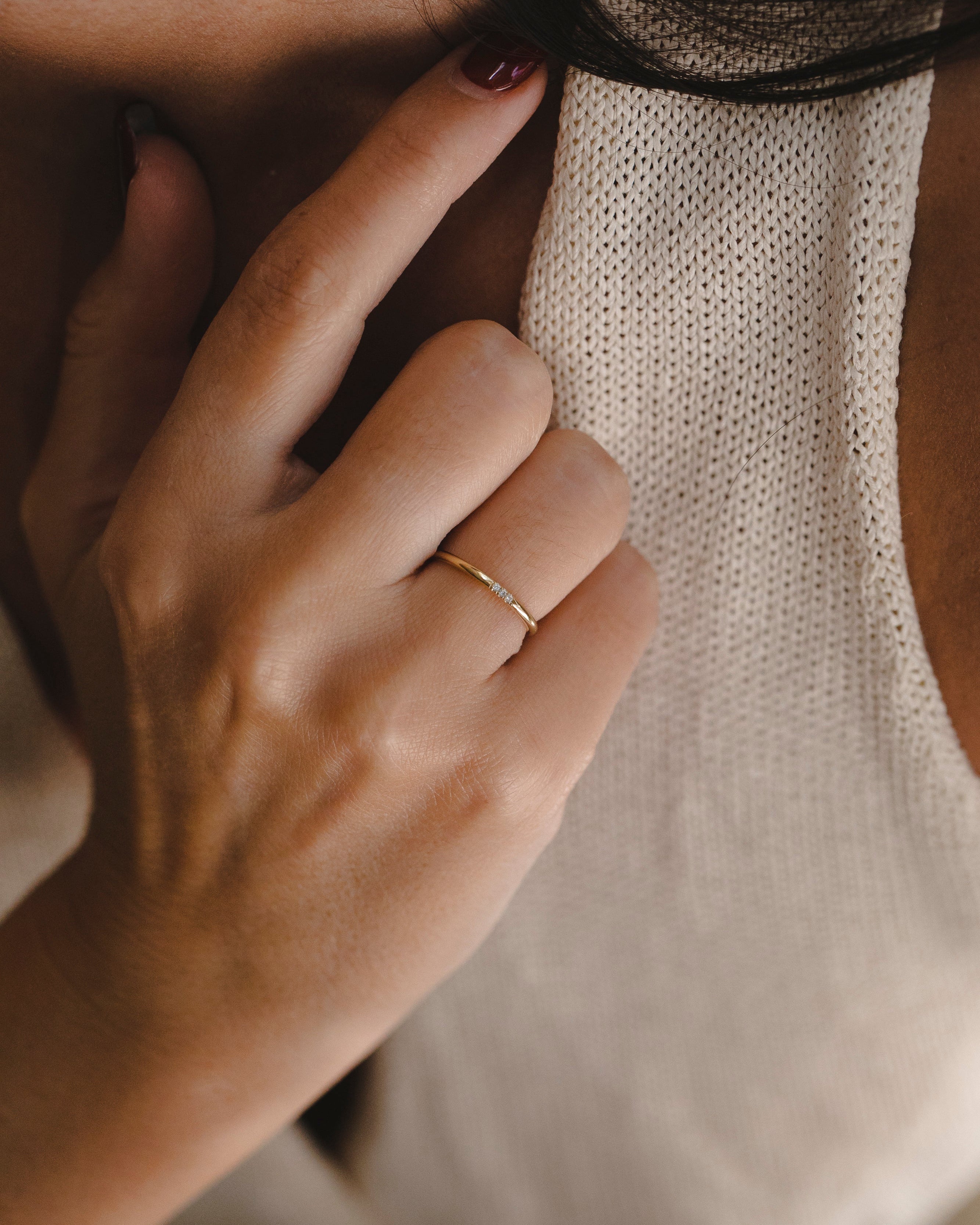 Kelly Ring With 3 White Diamonds