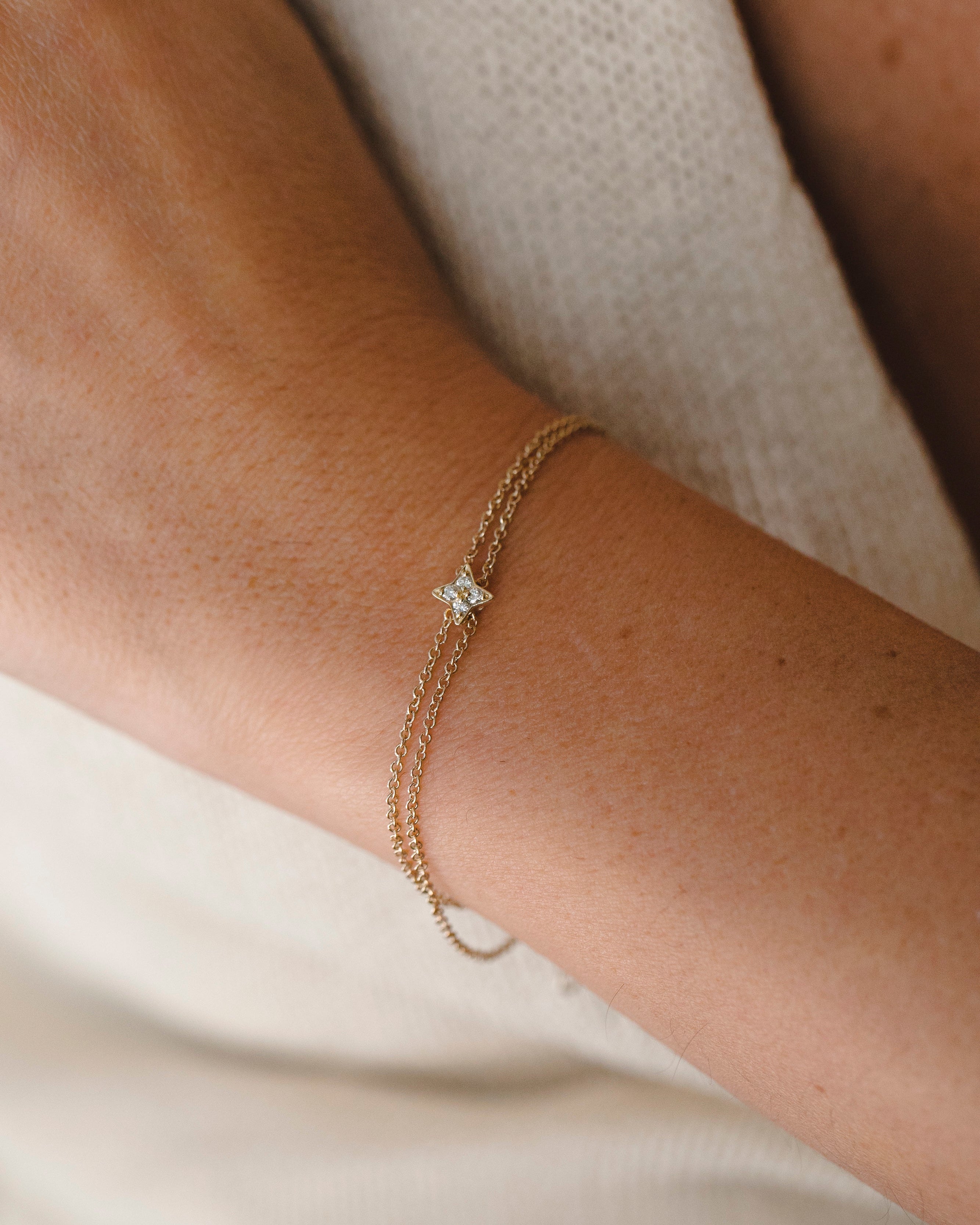 Neptune Gold Bracelet With Diamonds