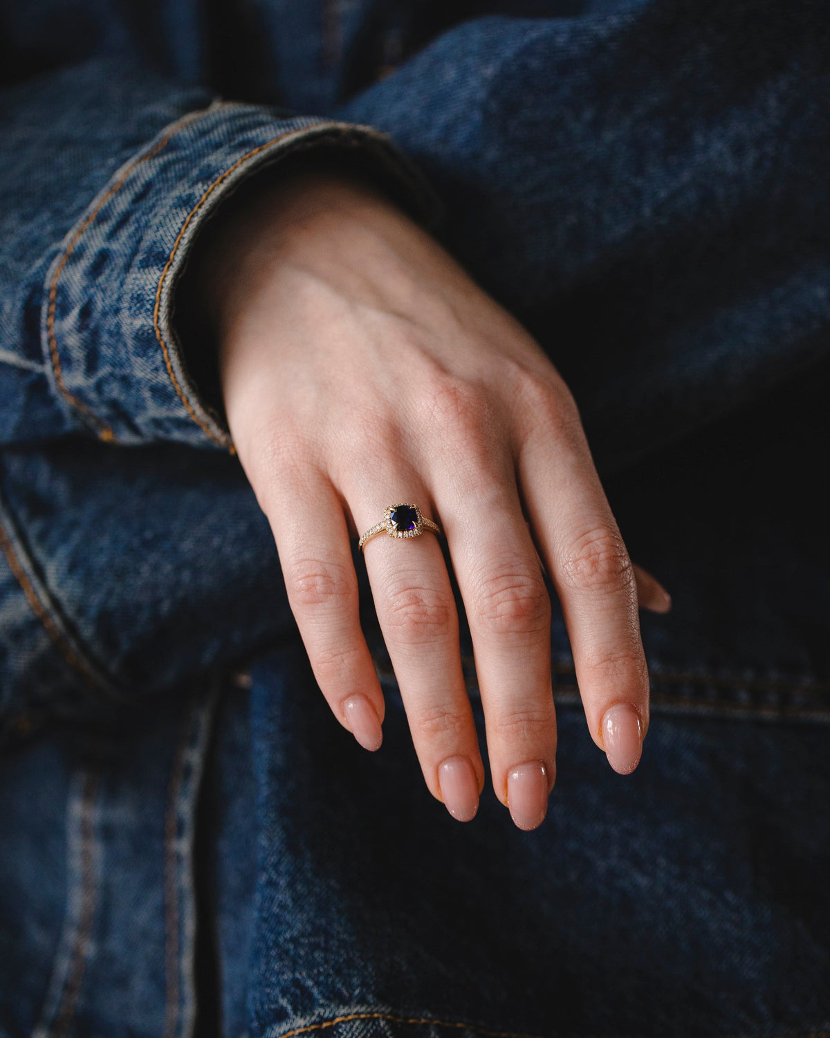 Rachel Ring With Sapphire and Diamonds