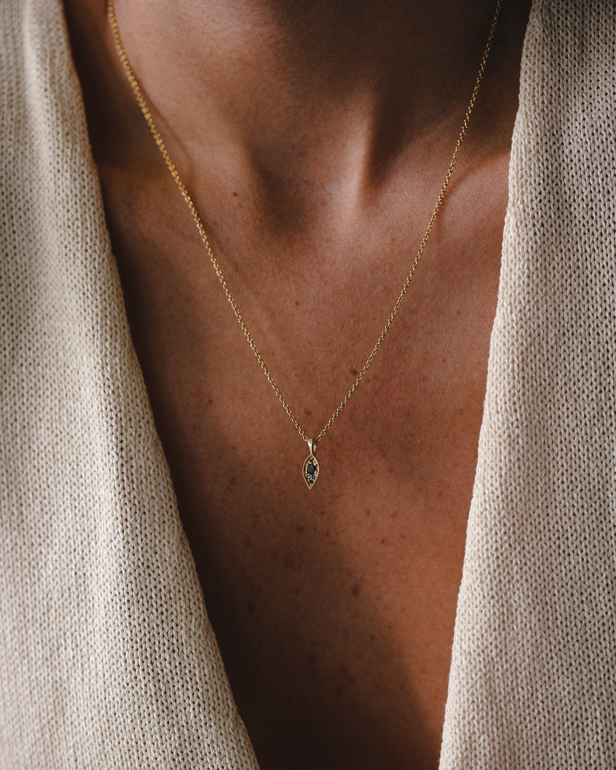 Jane Gold Necklace Black Diamond