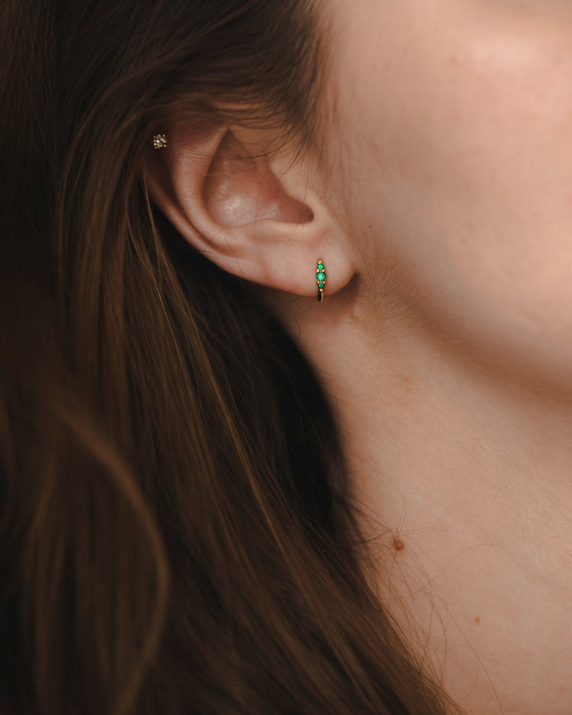 Audrey small Hoop With Emerald