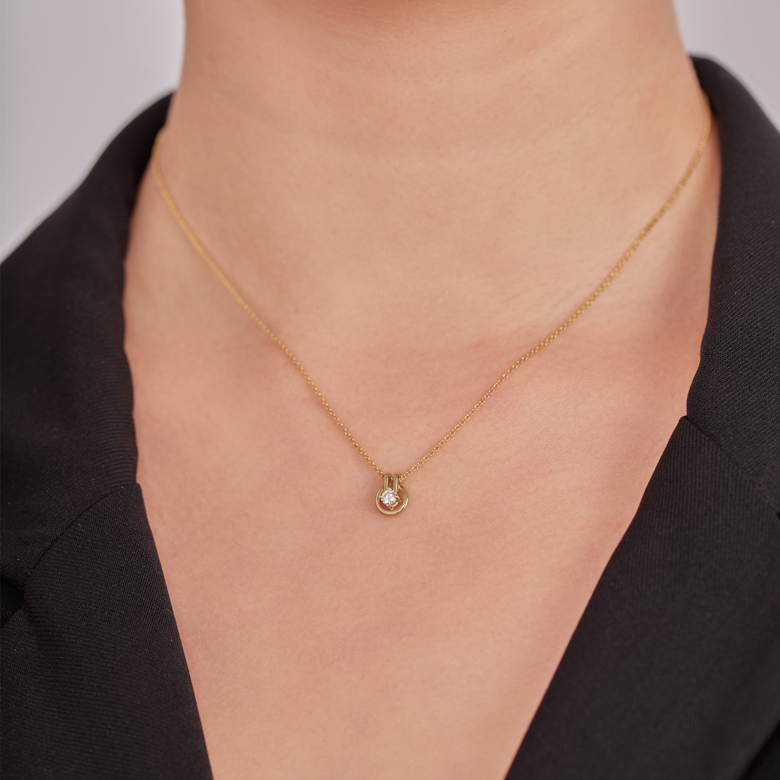 Necklace 02 - White Diamond