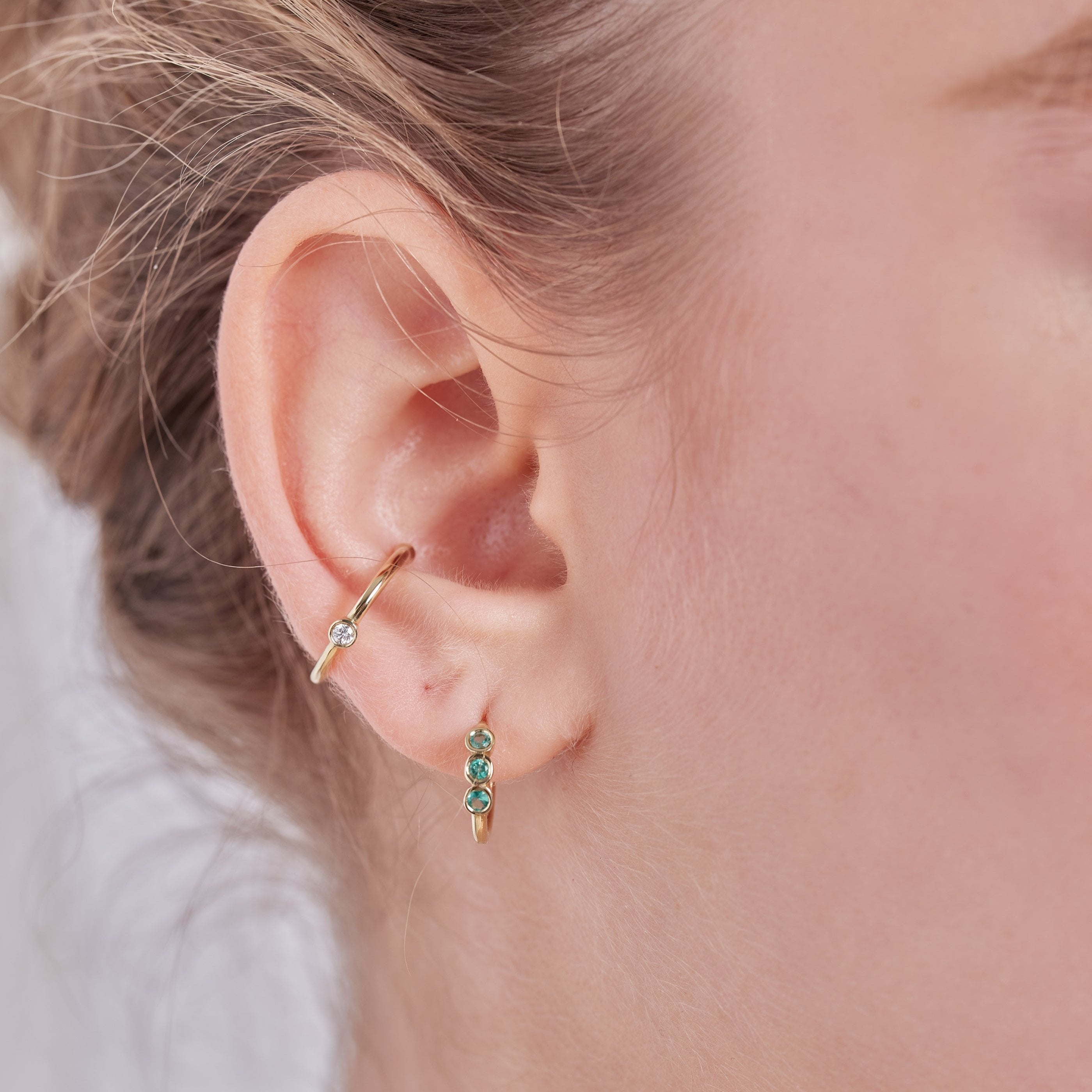 Alin Hoop Gold Earring with Emerald