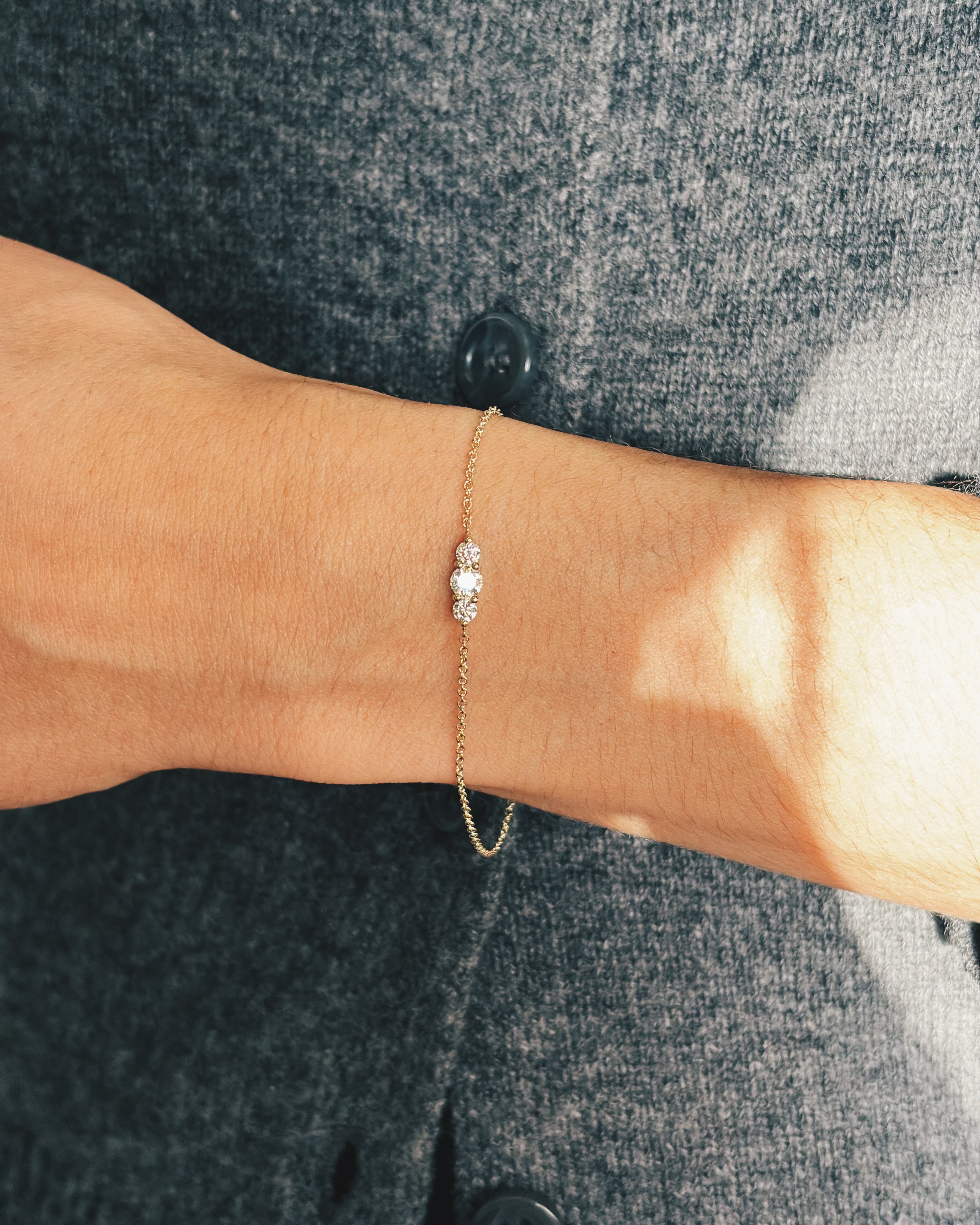 Audrey gold bracelet white diamonds