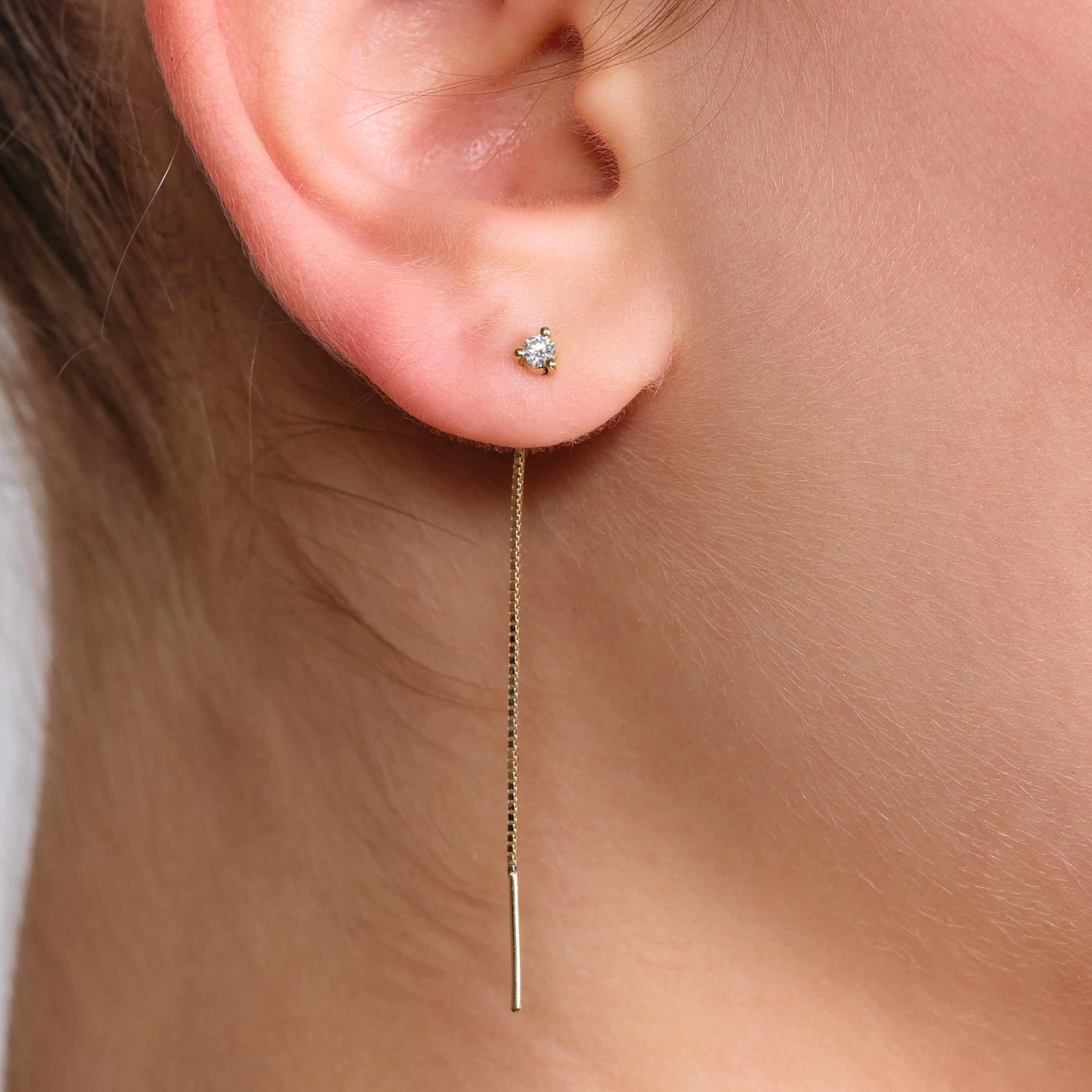 Noni White Diamond Earring