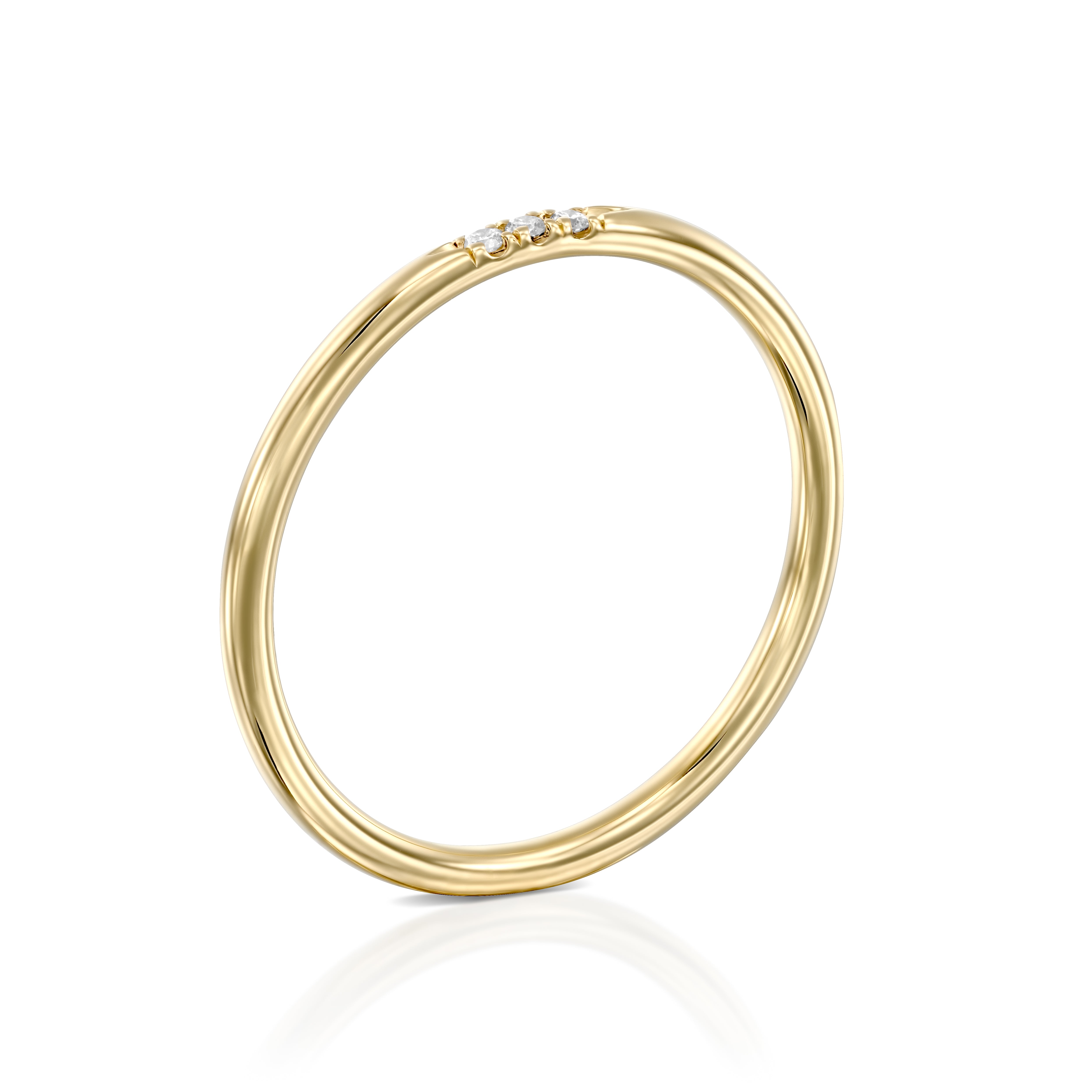 Kelly Ring With 3 White Diamonds