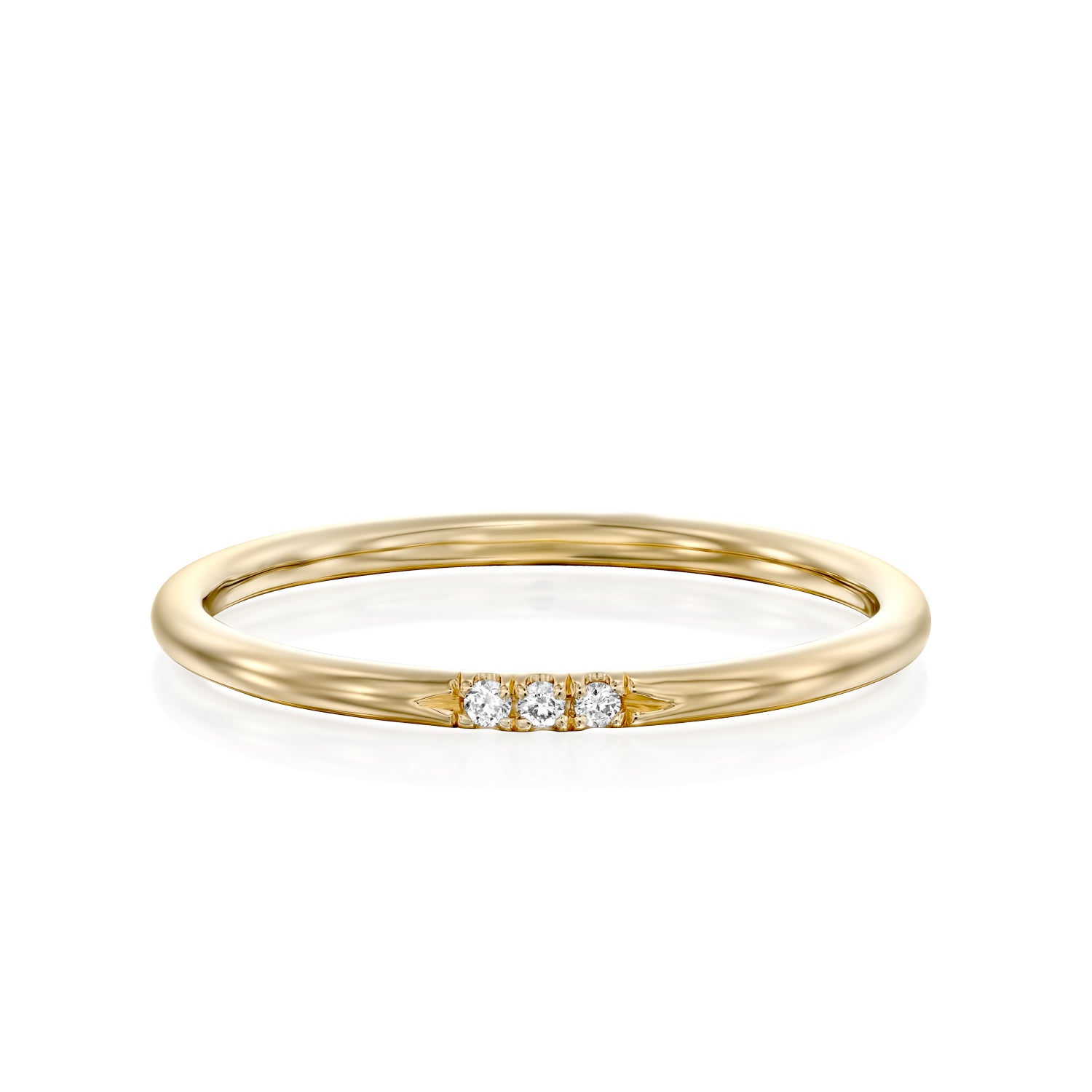 Kelly Ring With 3 White Diamonds
