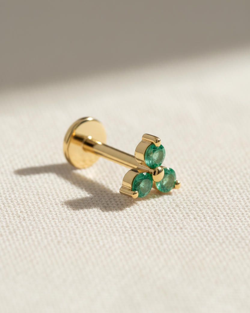 Grace Piercing Earring With Emerald