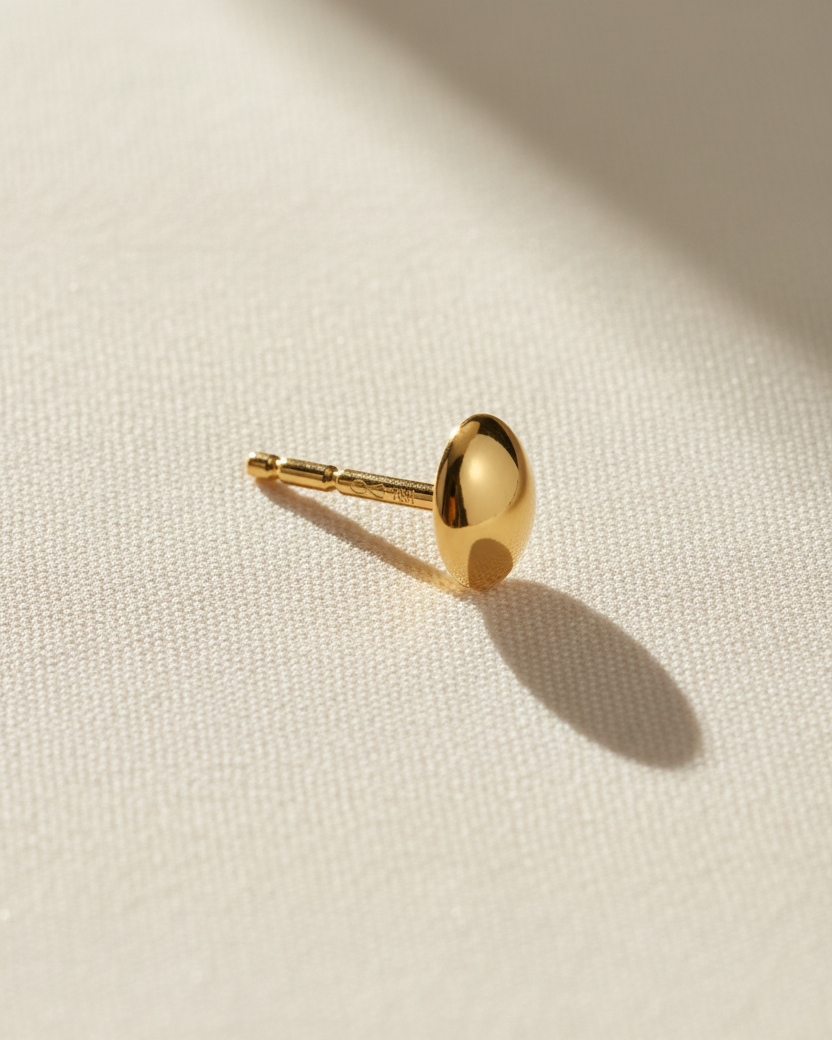 Holly Gold Earring