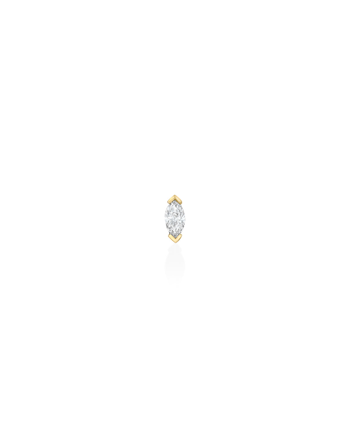 Amber earring with white diamond