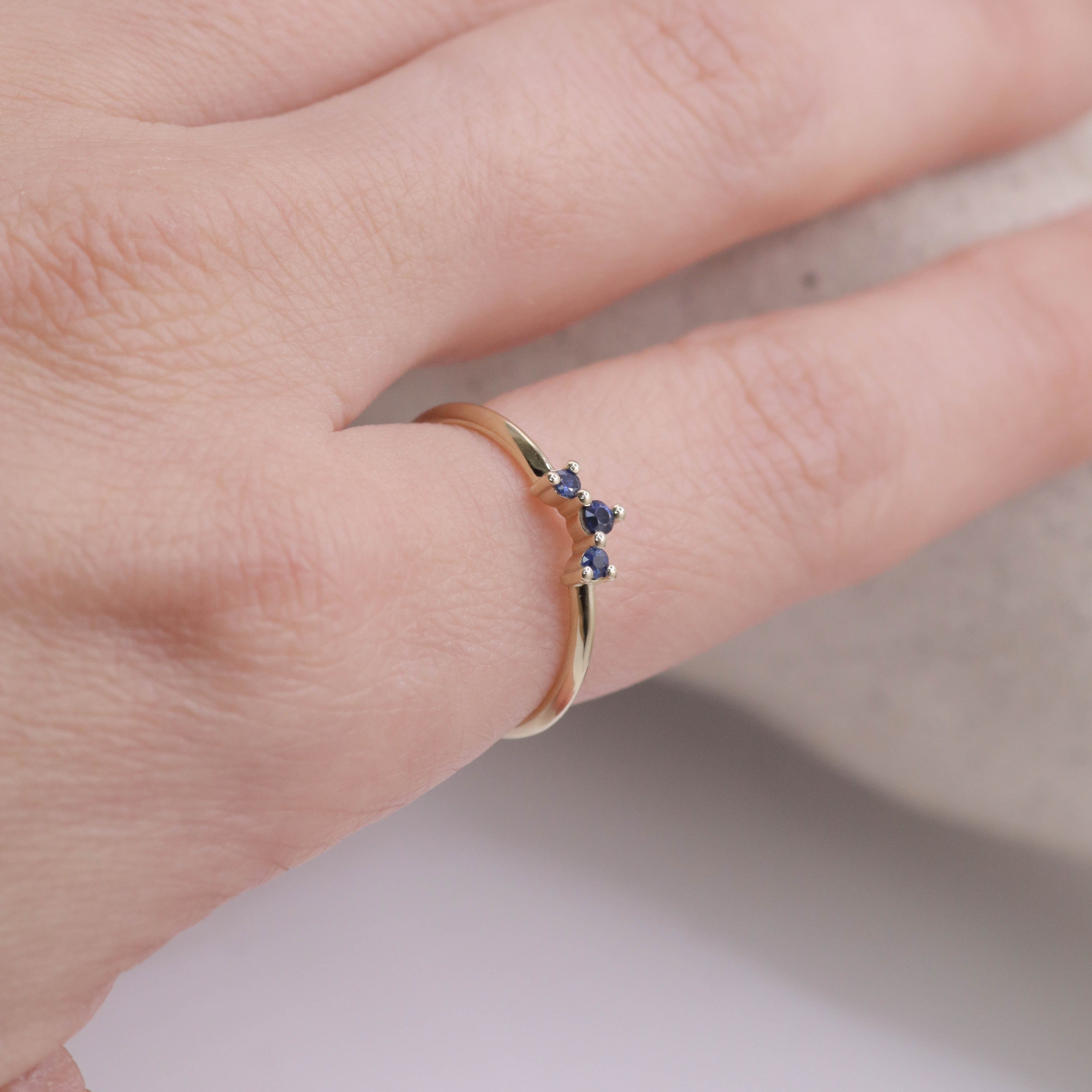 Frida Gold Ring Sapphire