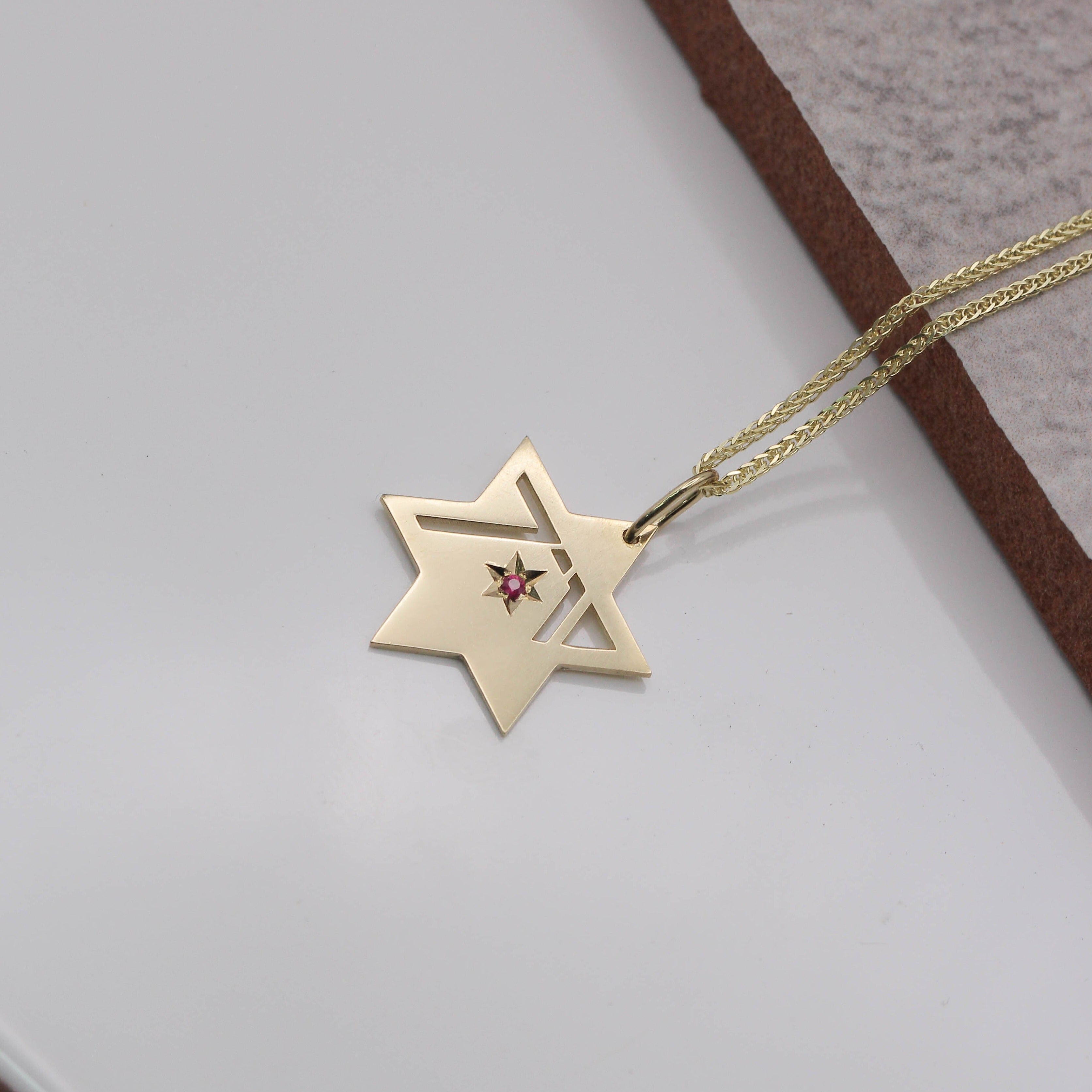 Heroism Star Of David Gold Pendant With Ruby