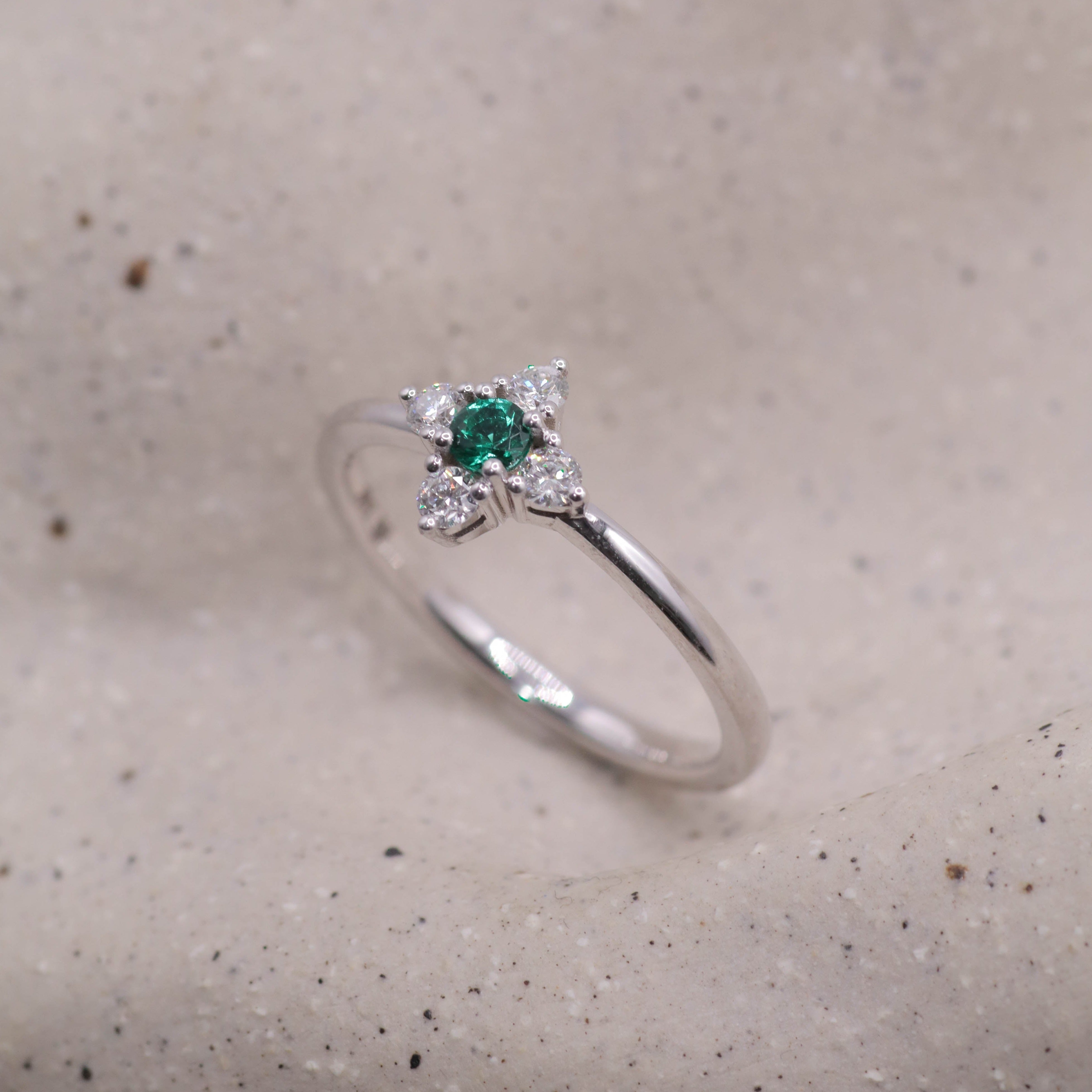 Eliana Ring Emerald and diamonds