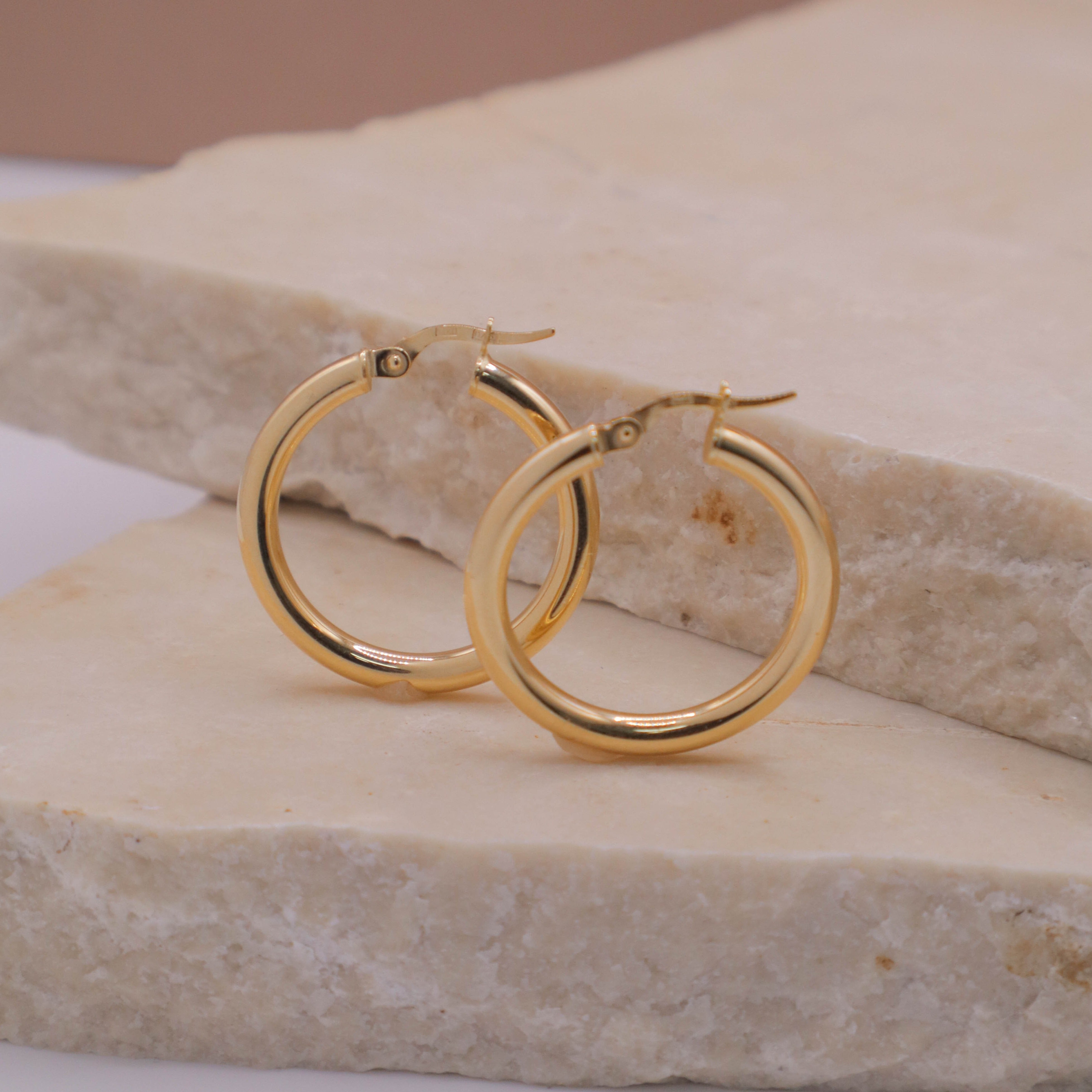 Brandy Gold Hoop Earring 26 mm