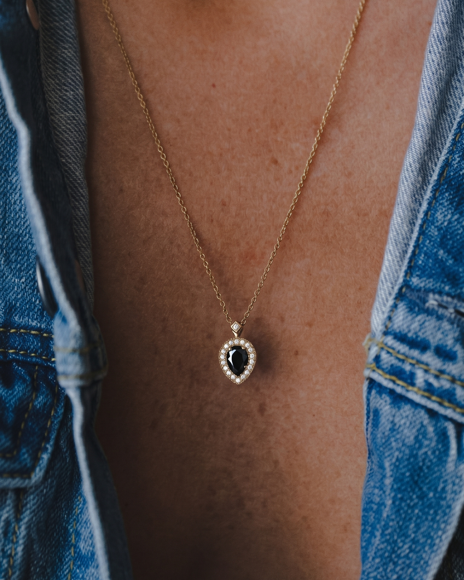 Luna Necklace with Black Diamond