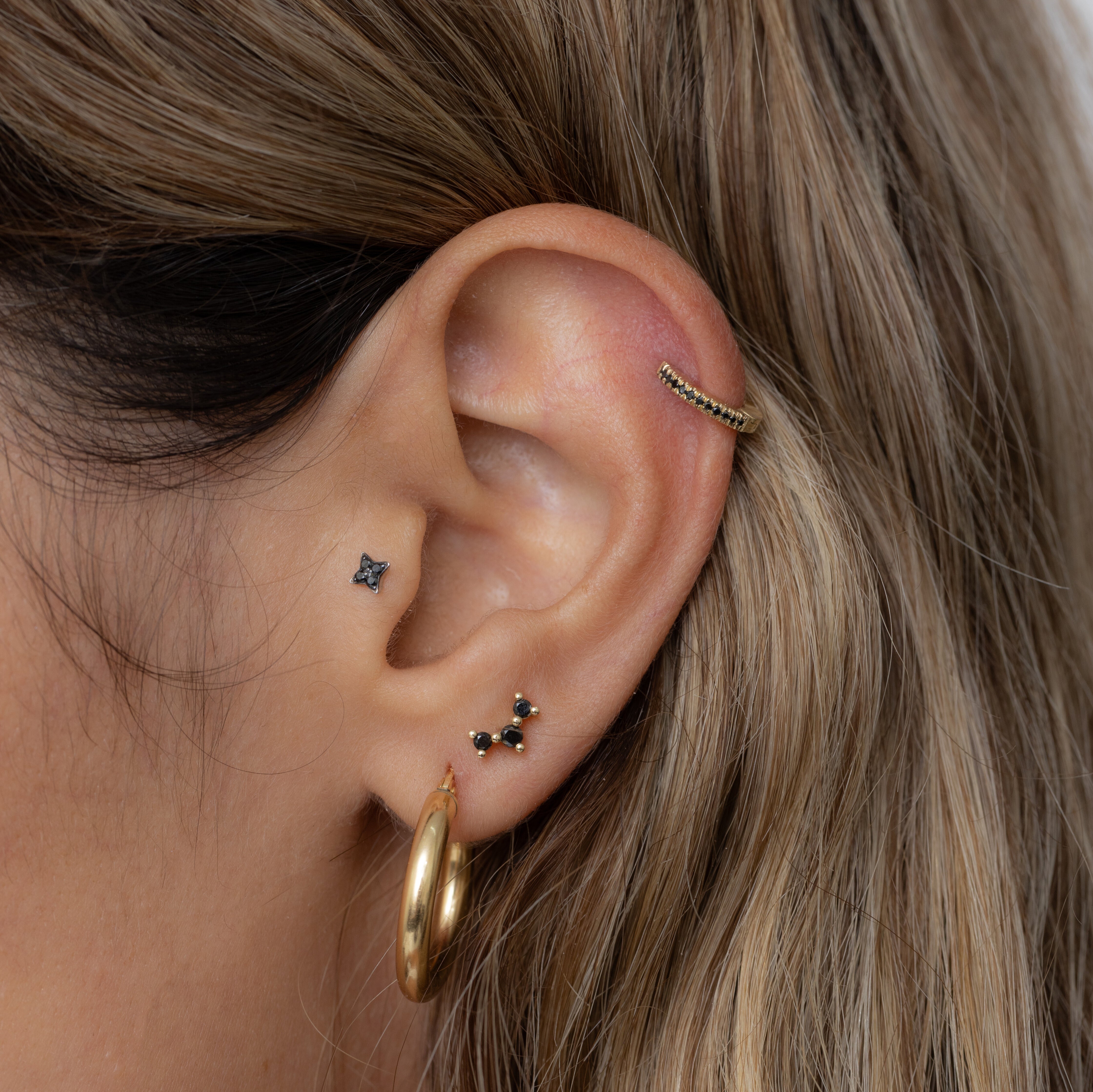 Frida Piercing Earring With Black Diamonds
