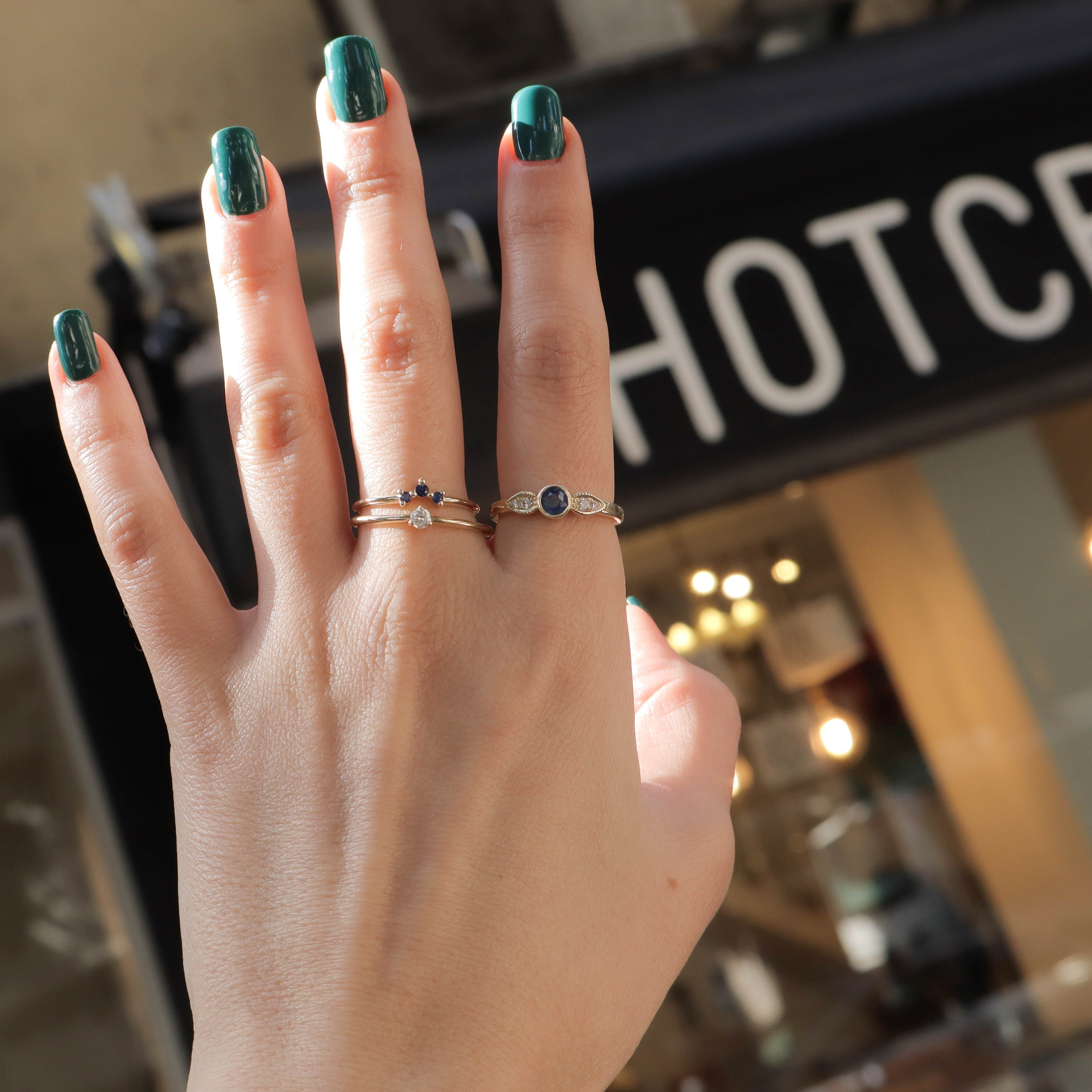 Frida Gold Ring Sapphire