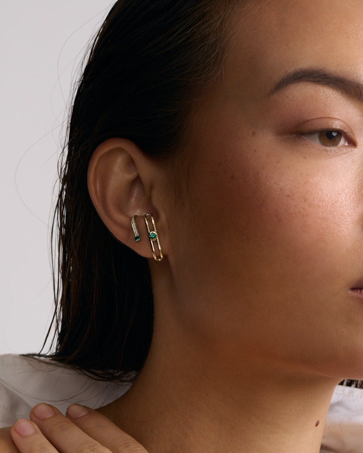 Earring 10 - Emerald