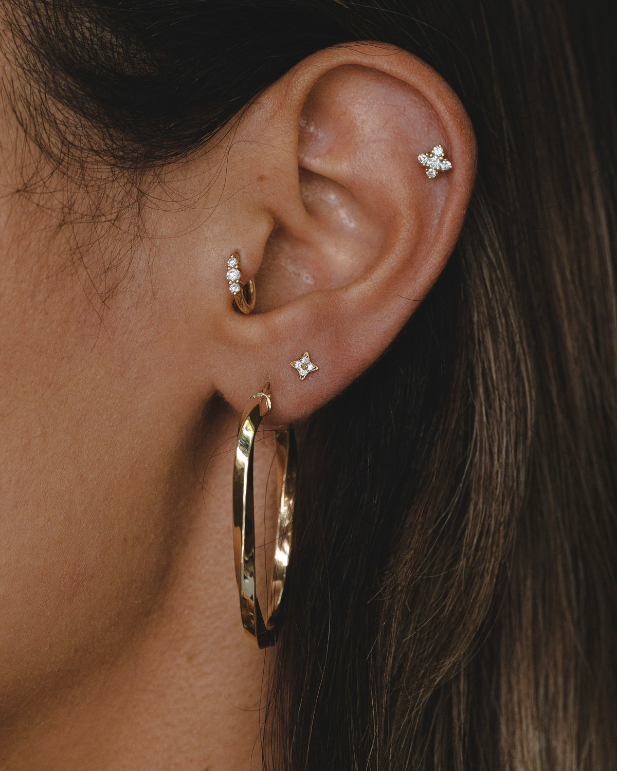 Betty gold hoop earrings