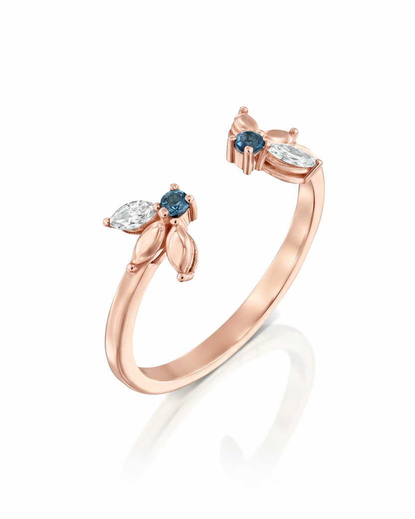 Jeanne Bécu Open Gold Ring With Diamonds & Blue Topaz