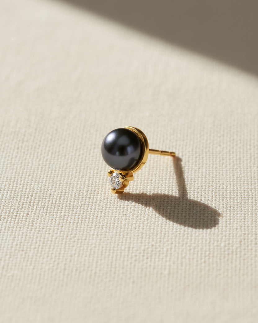 Scarlett Earring black pearl