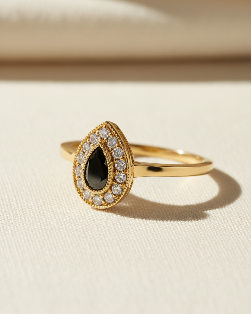 Luna Gold Ring Black Diamond