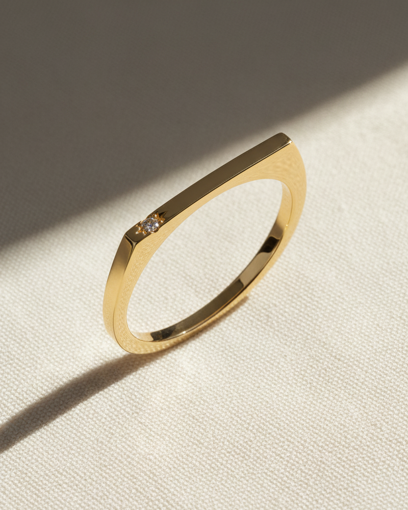 Miranda Gold Ring white Diamond