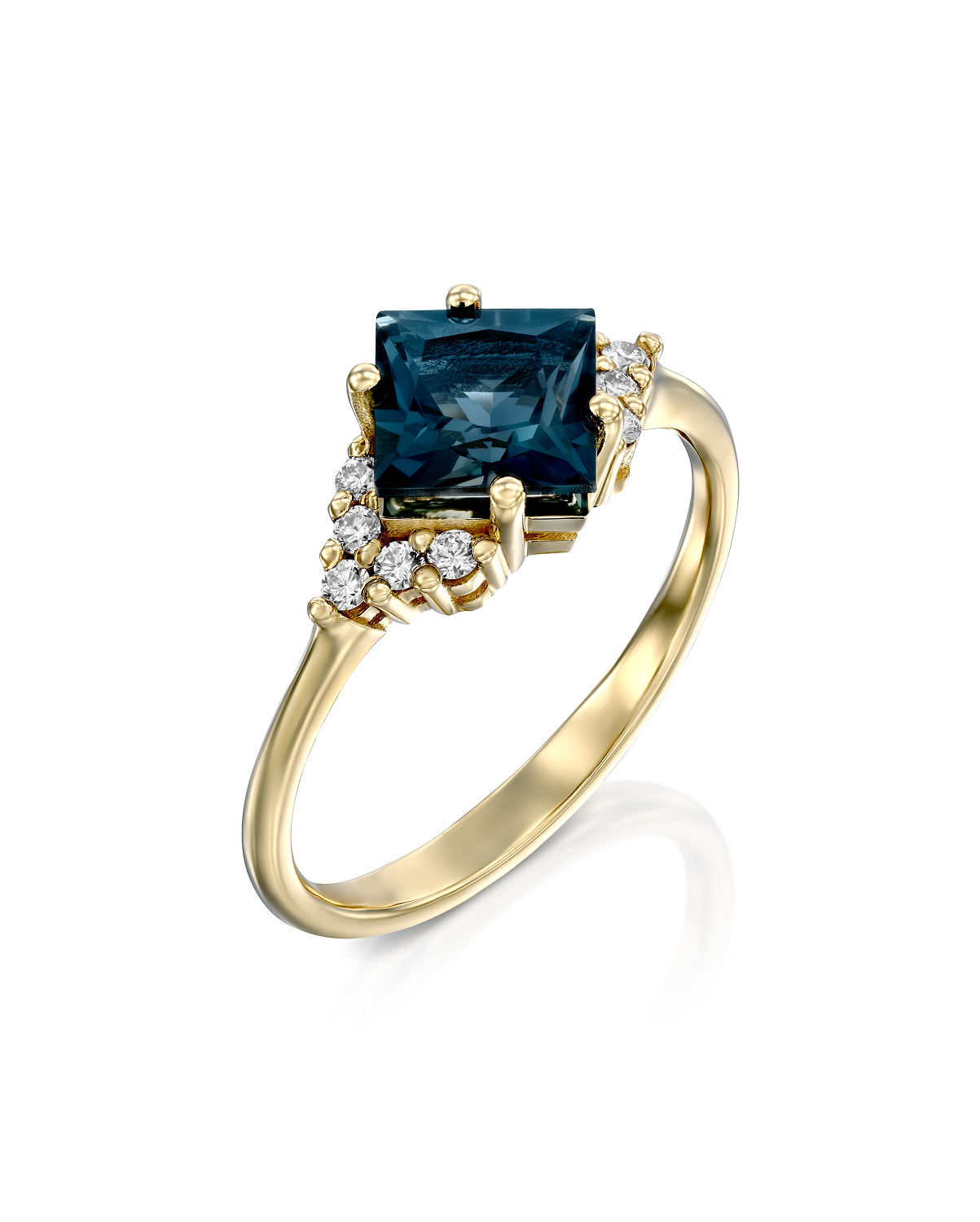 Juliette Ring With Diamonds and Blue Topaz