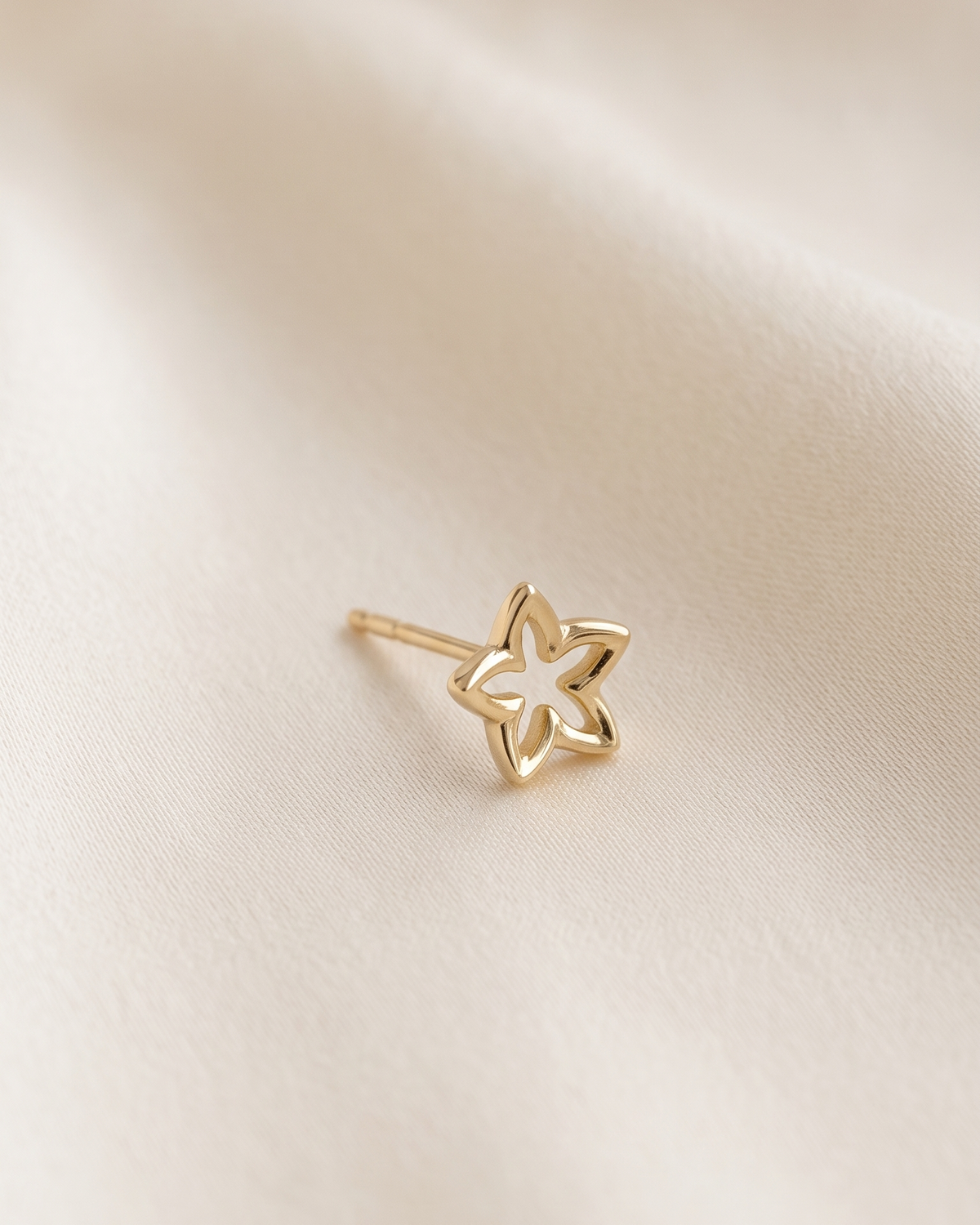 Lily Flower Earring