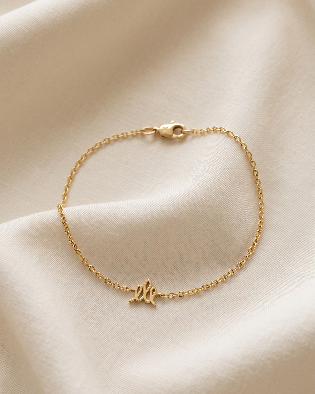 Crown gold chain bracelet