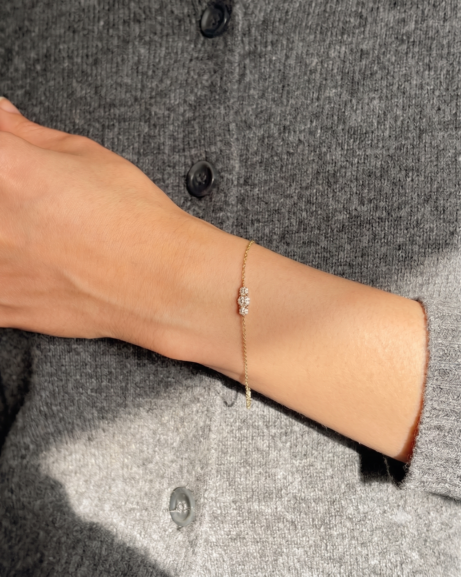 Audrey gold bracelet white diamonds