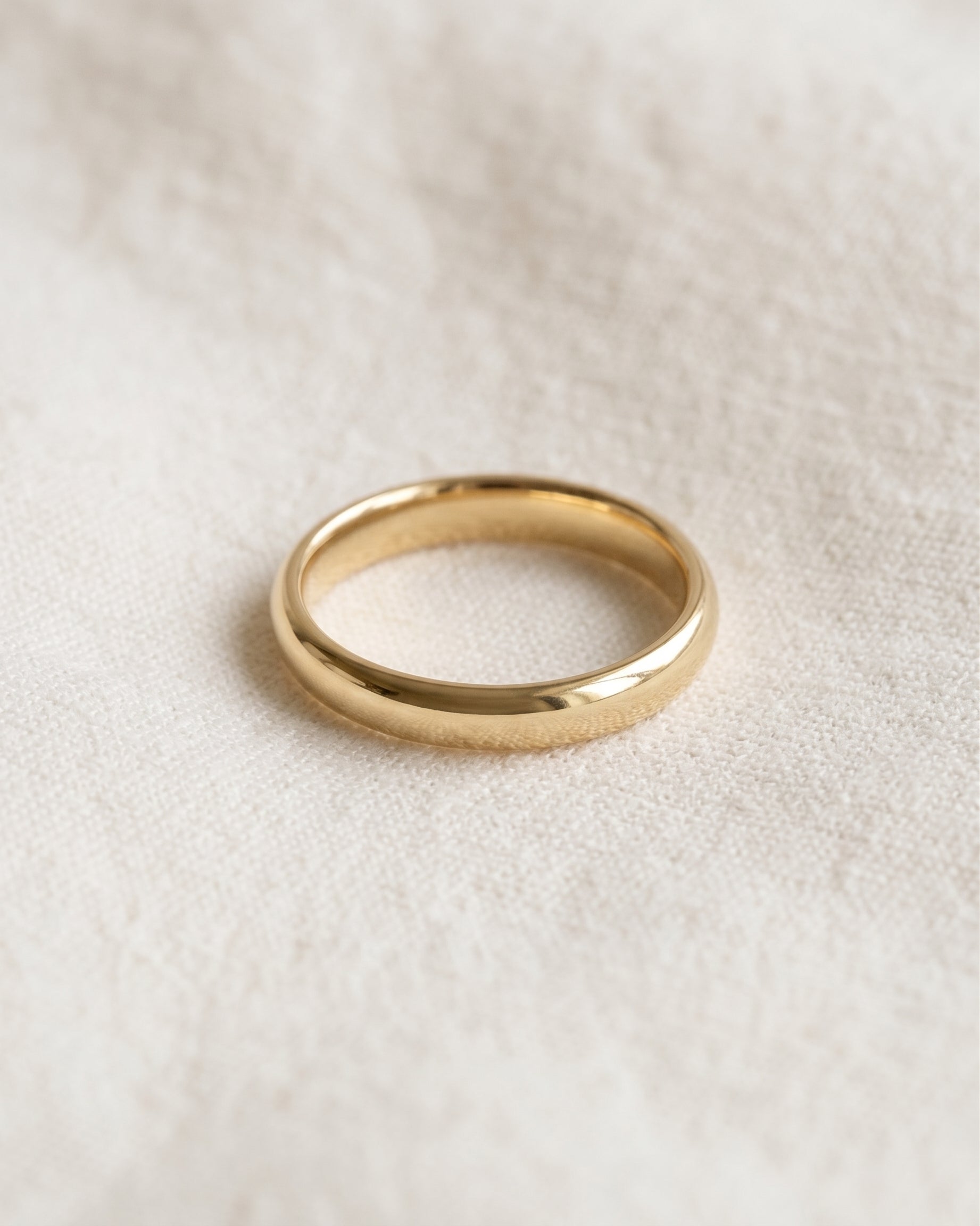Jessie Gold Wedding Band - 3mm