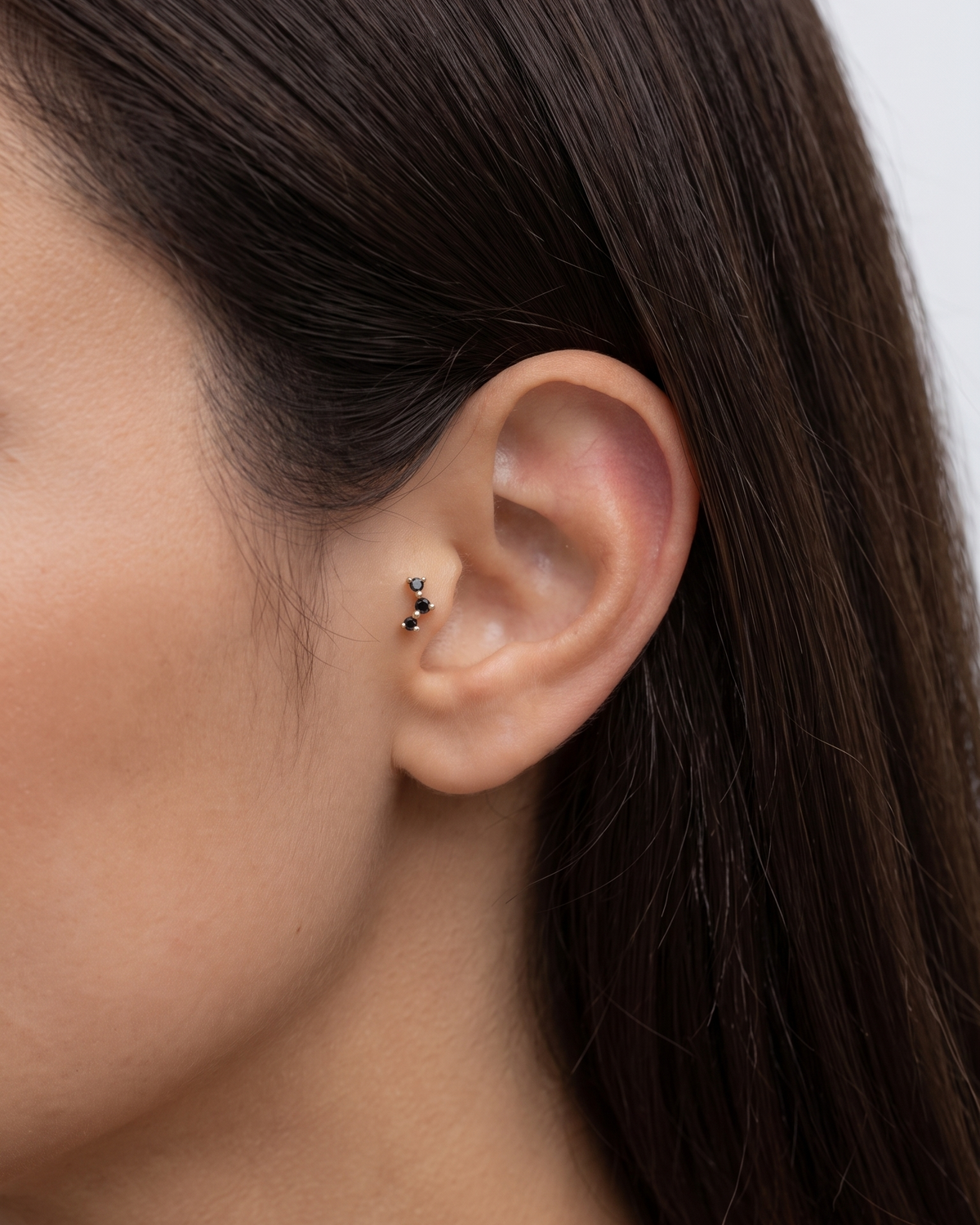 Frida Piercing Earring With Black Diamonds